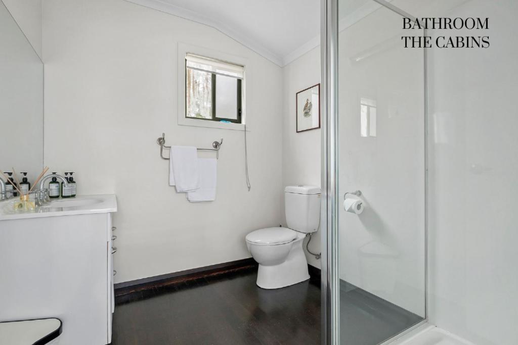 Deluxe Double Room (2 Adults + 1 Child) photo 2