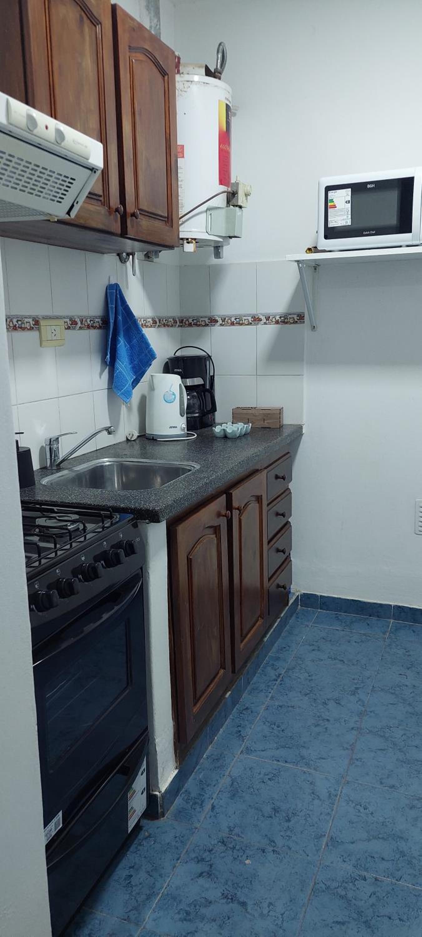 One-Bedroom Apartment photo 2