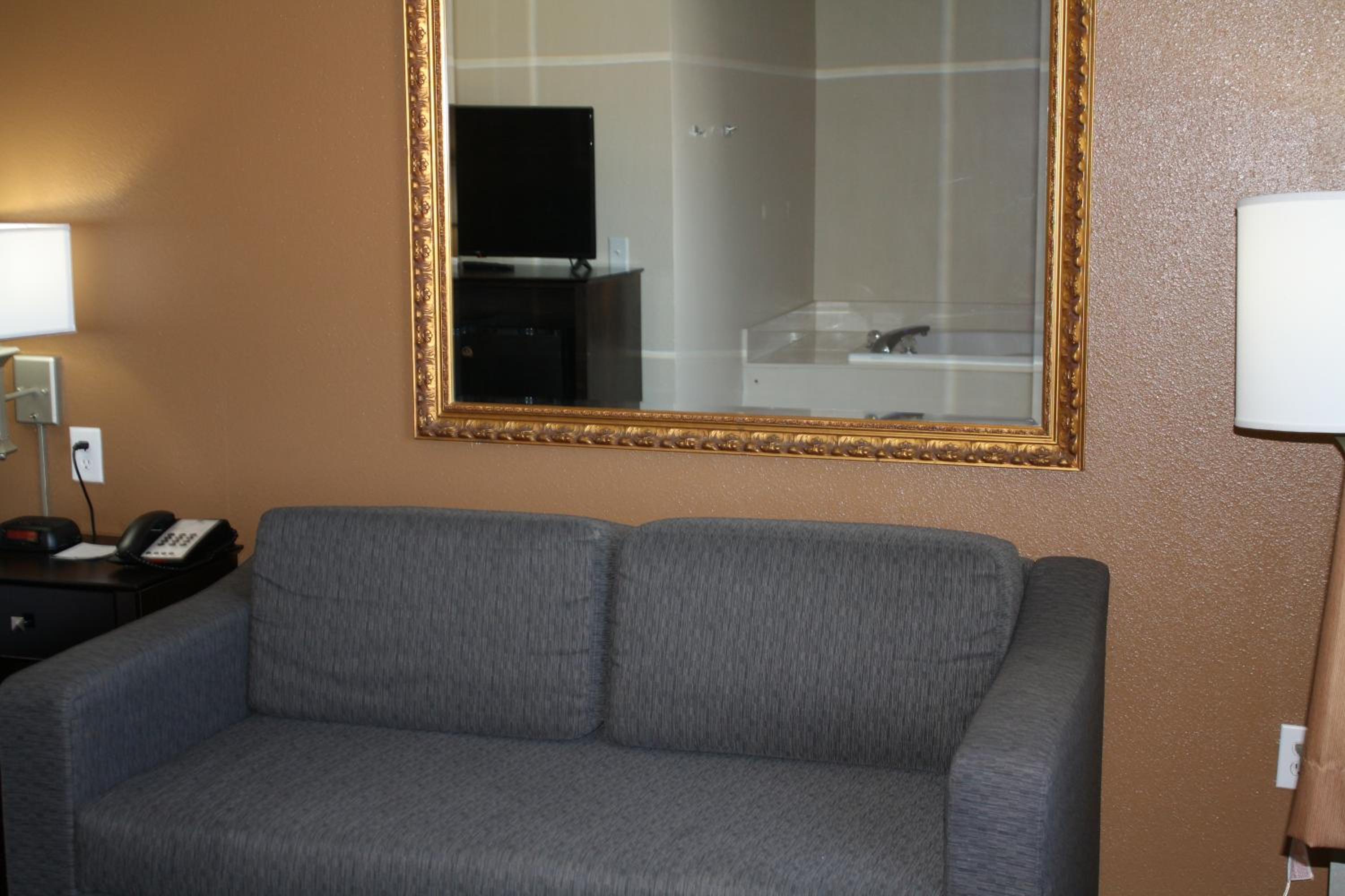 King Room with Spa Bath