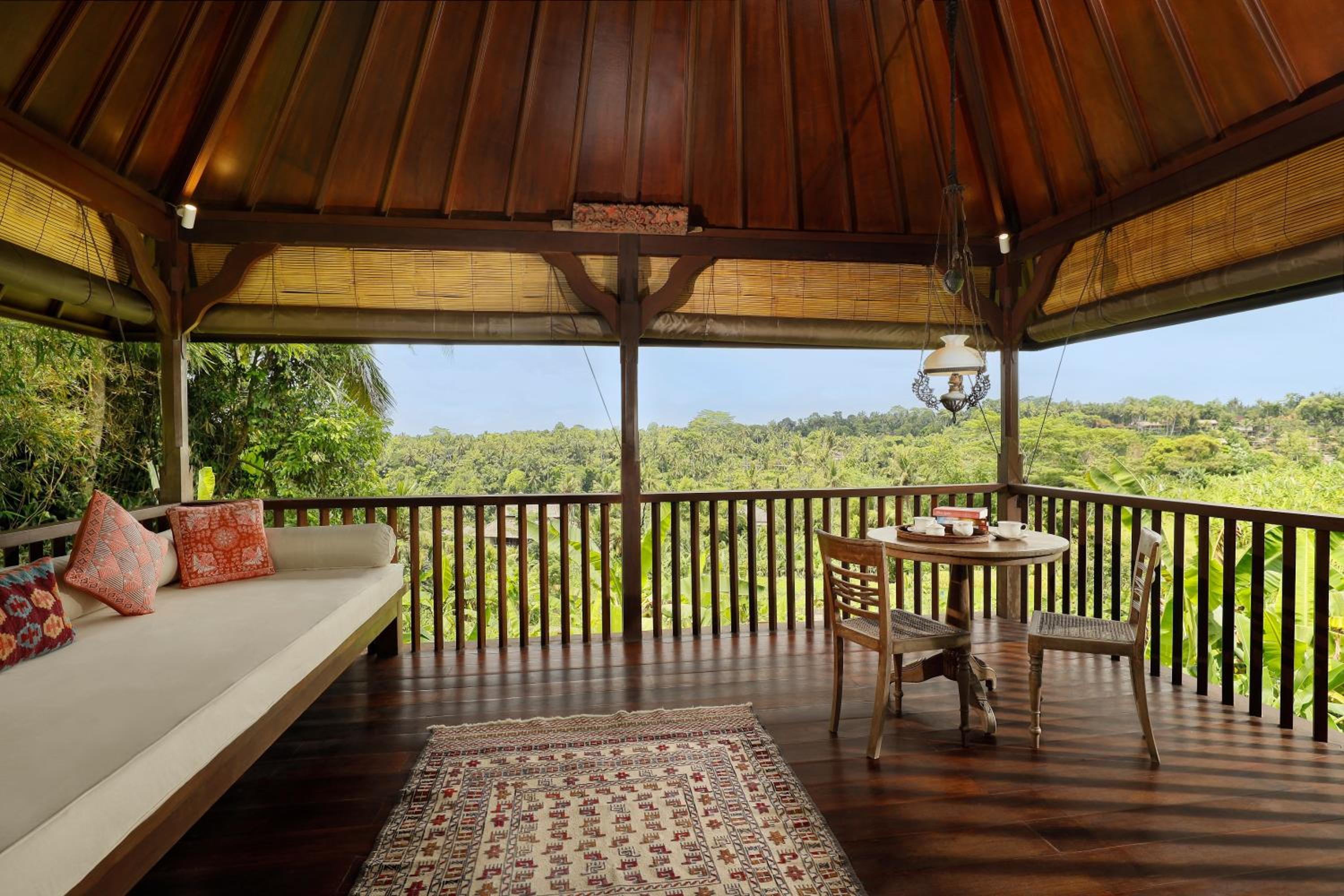 Three-Bedroom Villa - Photo 18