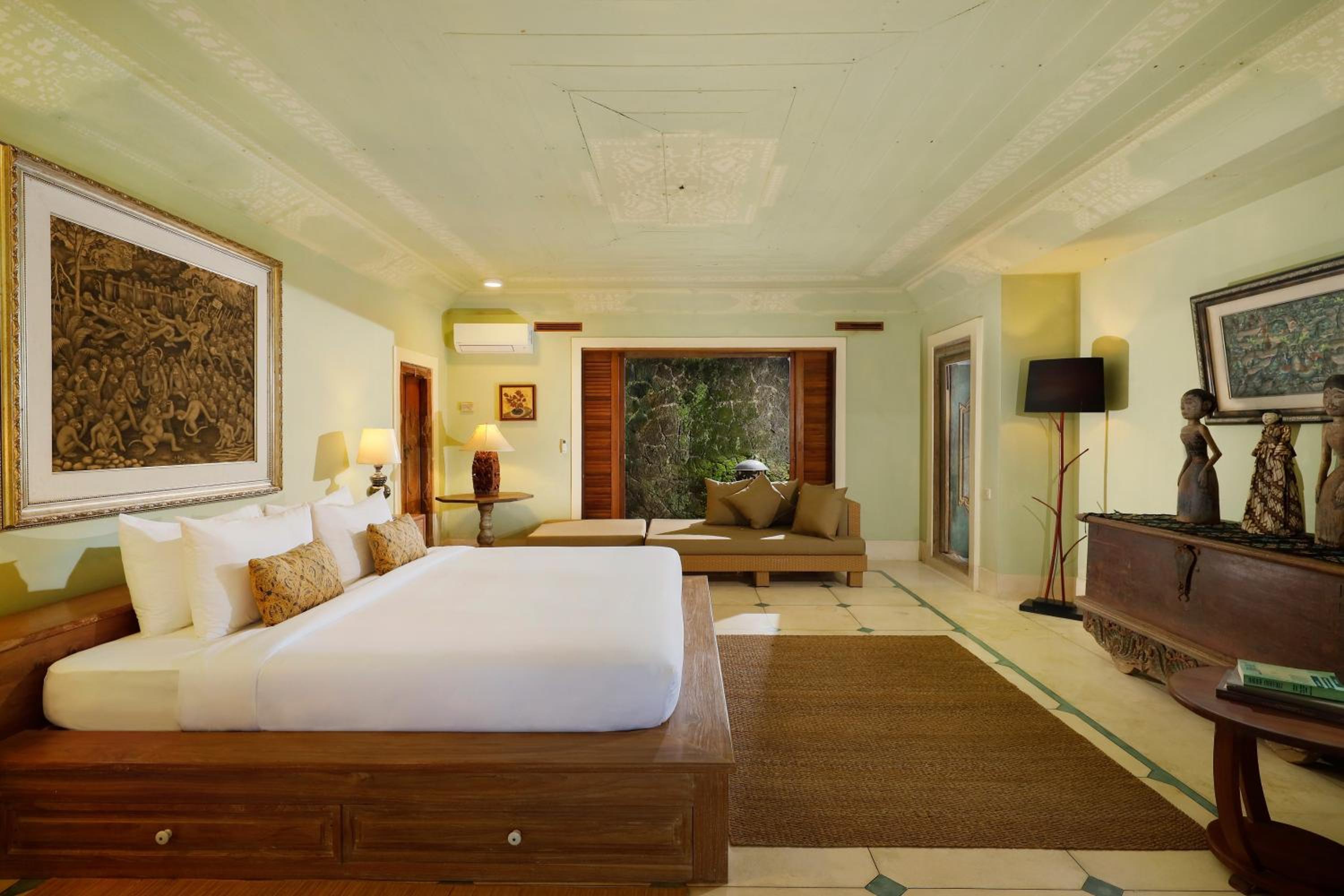 Three-Bedroom Villa - Photo 13