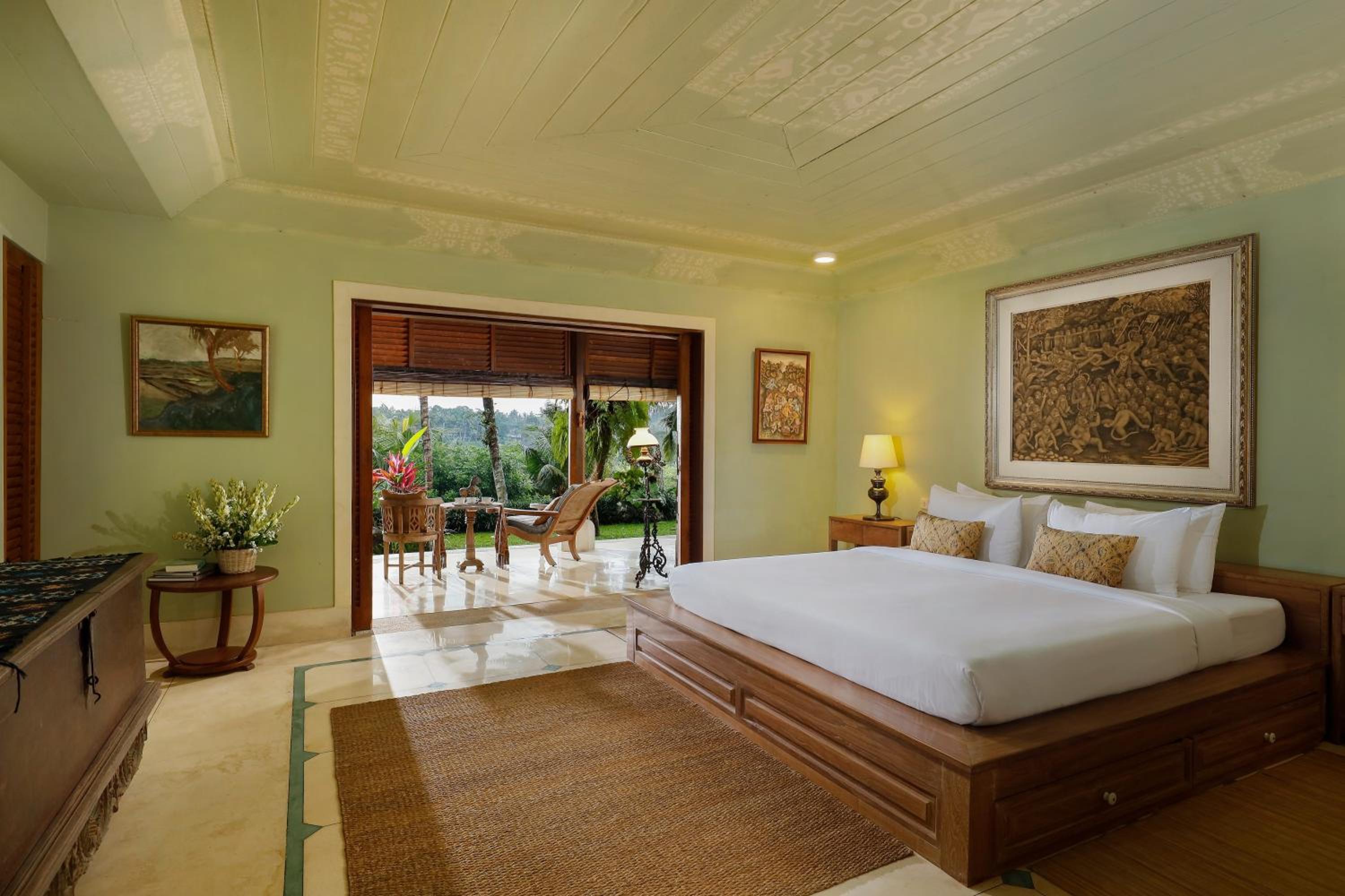 Three-Bedroom Villa - Photo 8