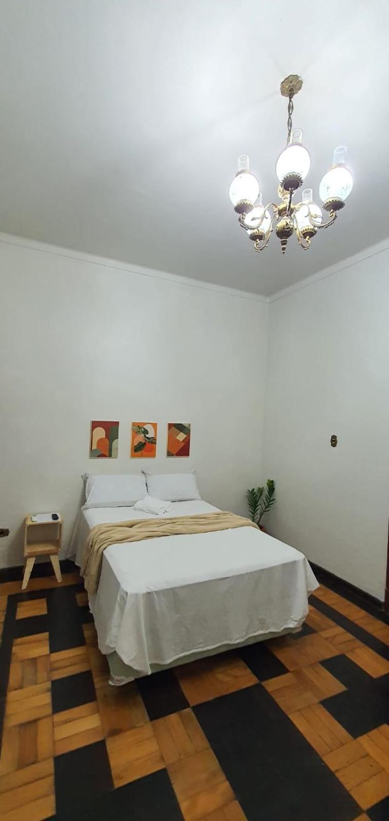 Executive Suite - Photo 9