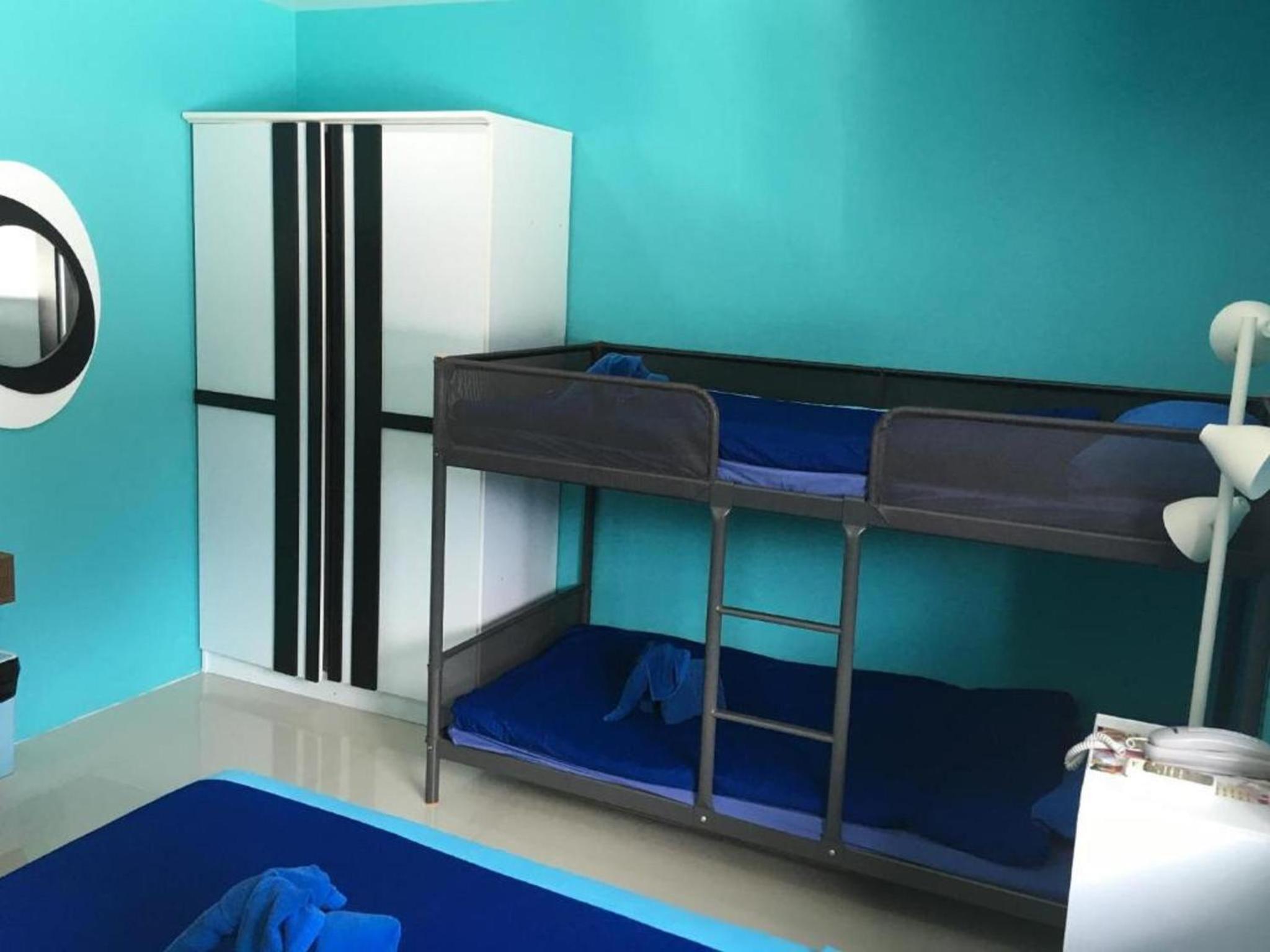 Family Double Room - Photo 7