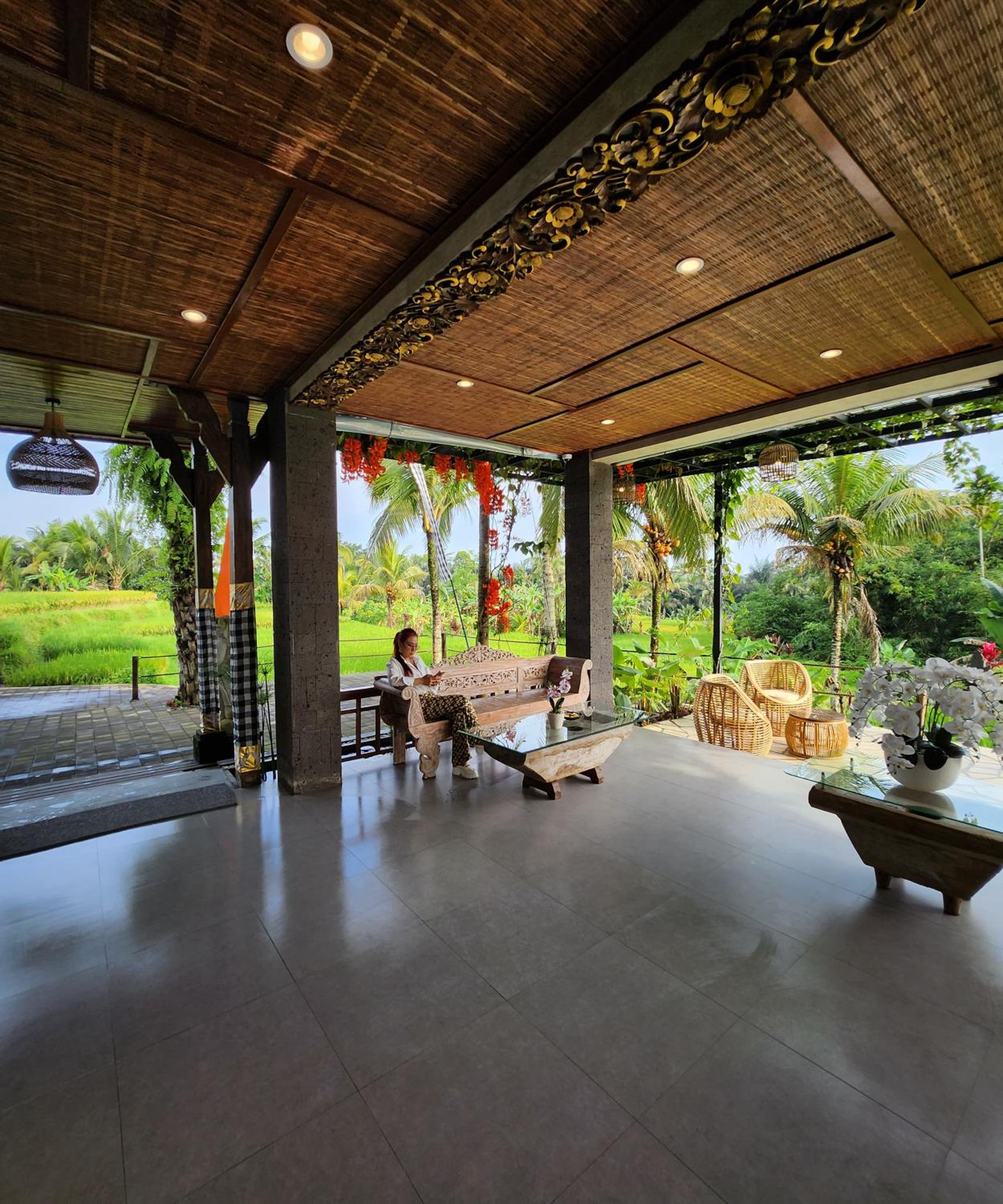 Luxury Villa - Photo 14