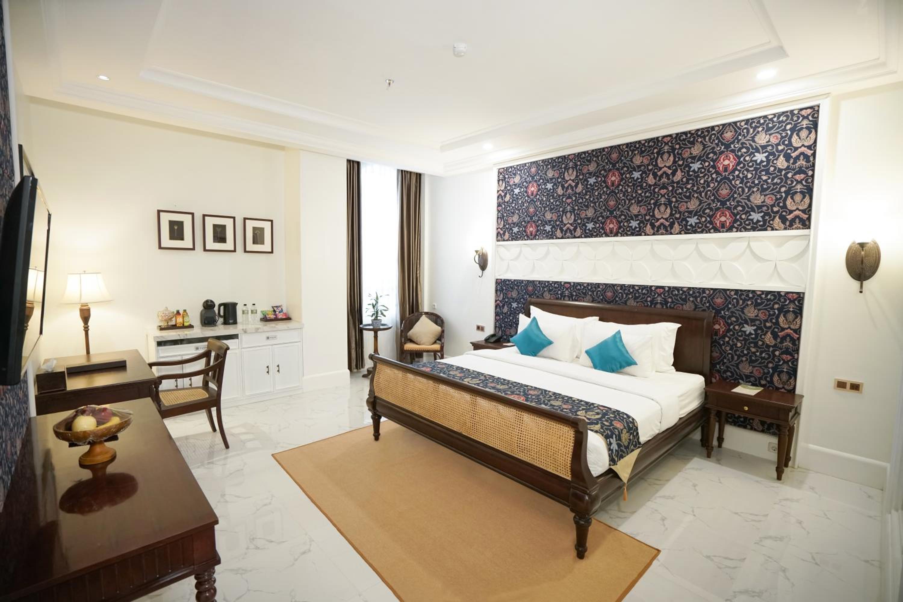 Junior Suite - Photo 1