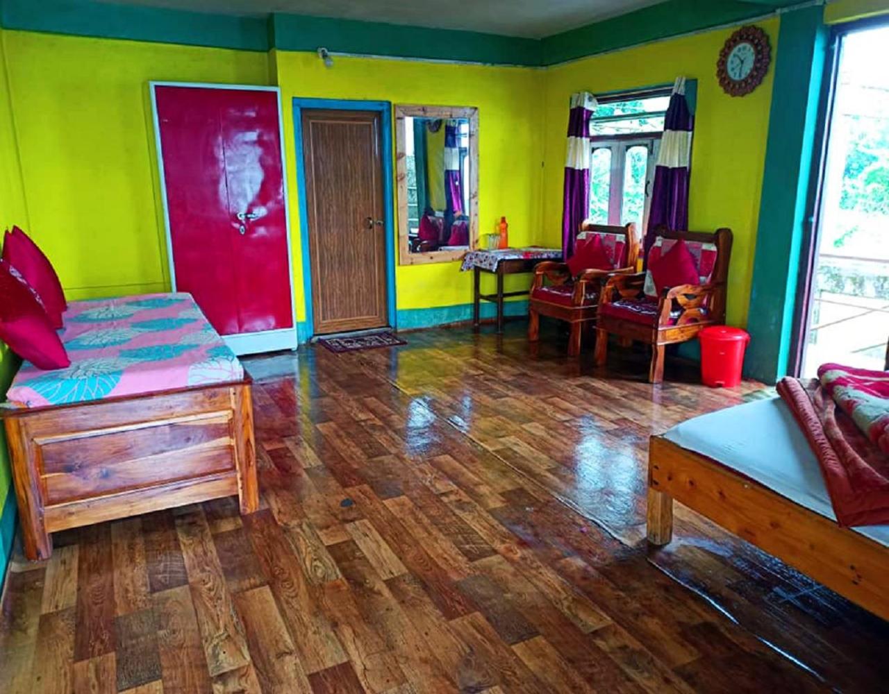 Family Room photo 1