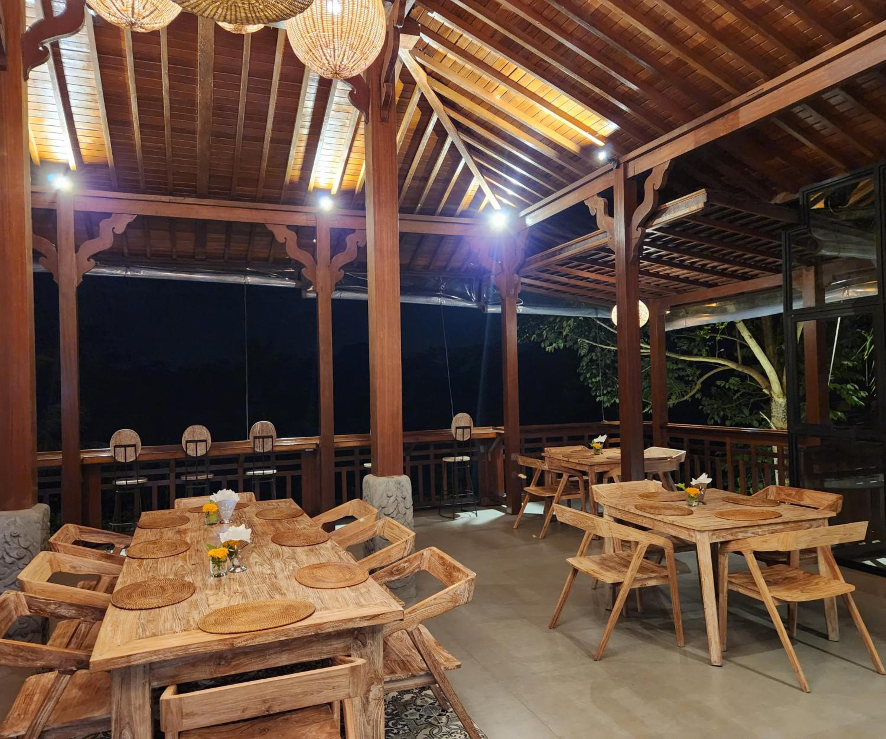 Luxury Villa - Photo 16