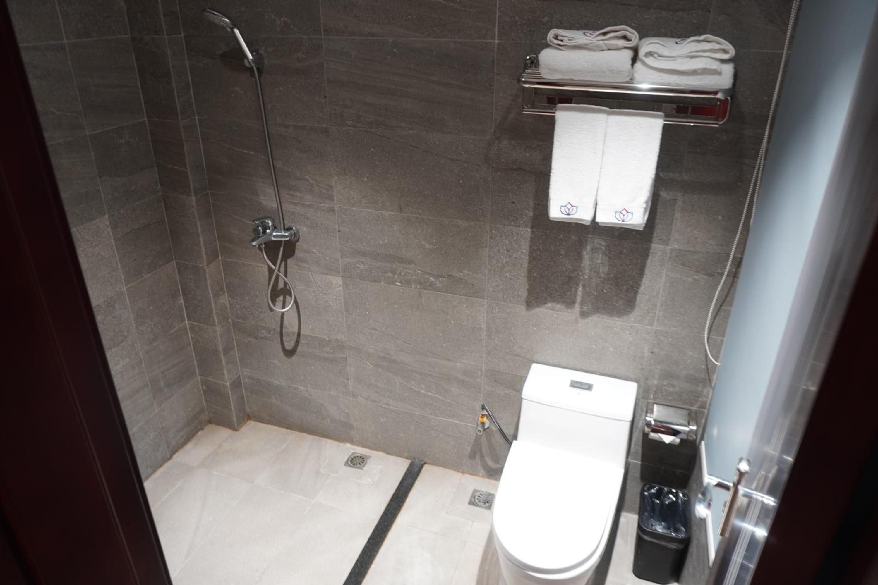 Deluxe Double Room - Photo 7