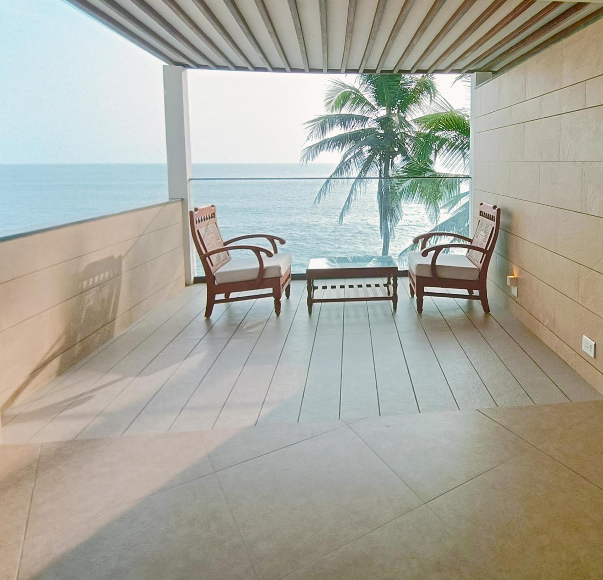 Deluxe Twin Room with Sea View