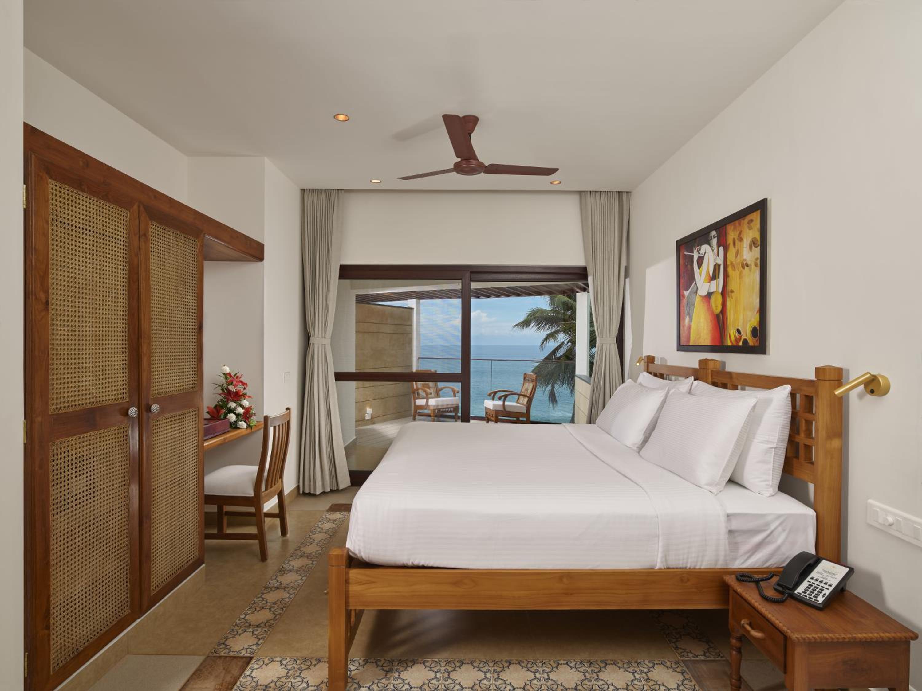 Deluxe Twin Room with Sea View