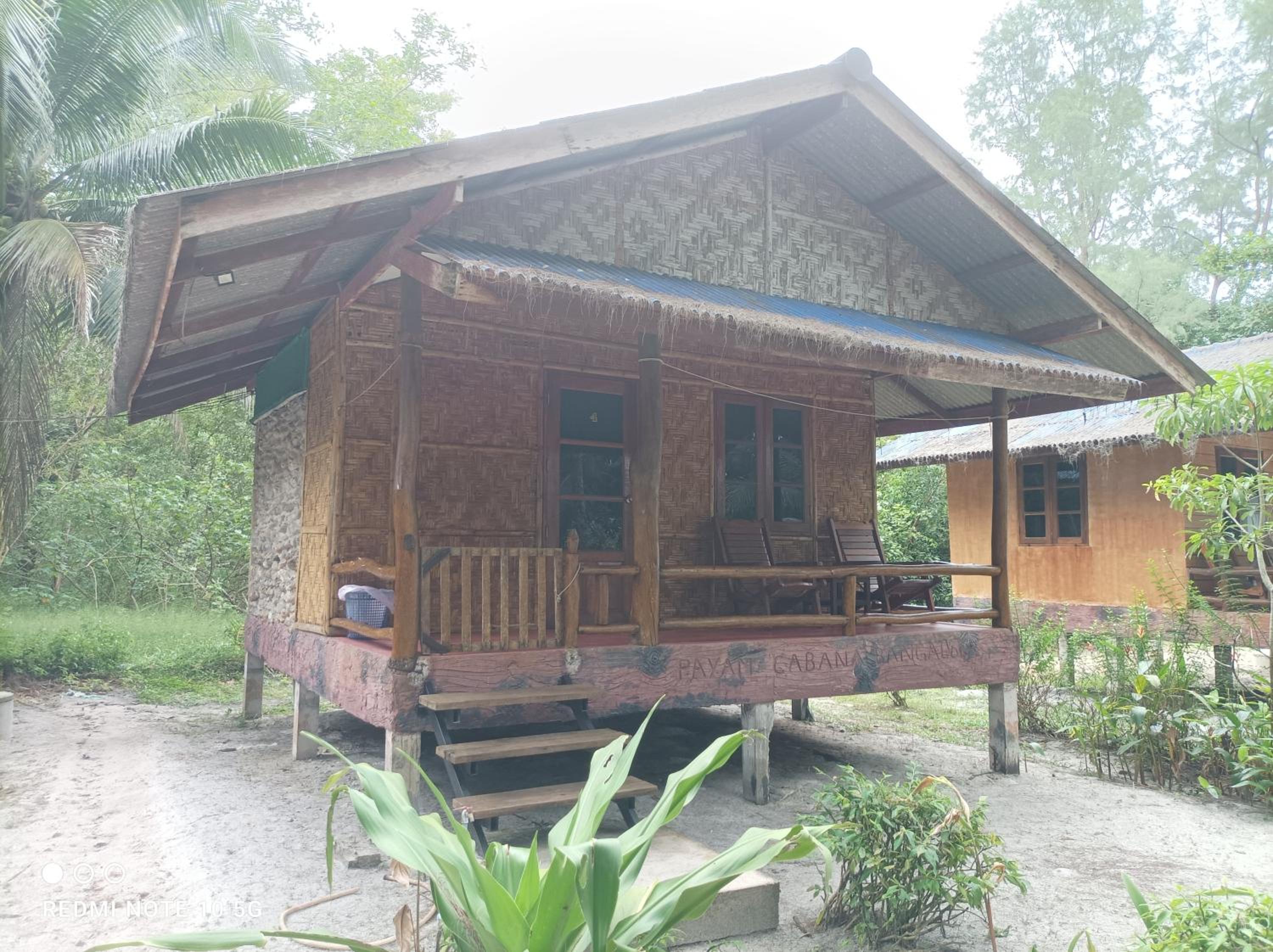 Bungalow with Sea View photo 2