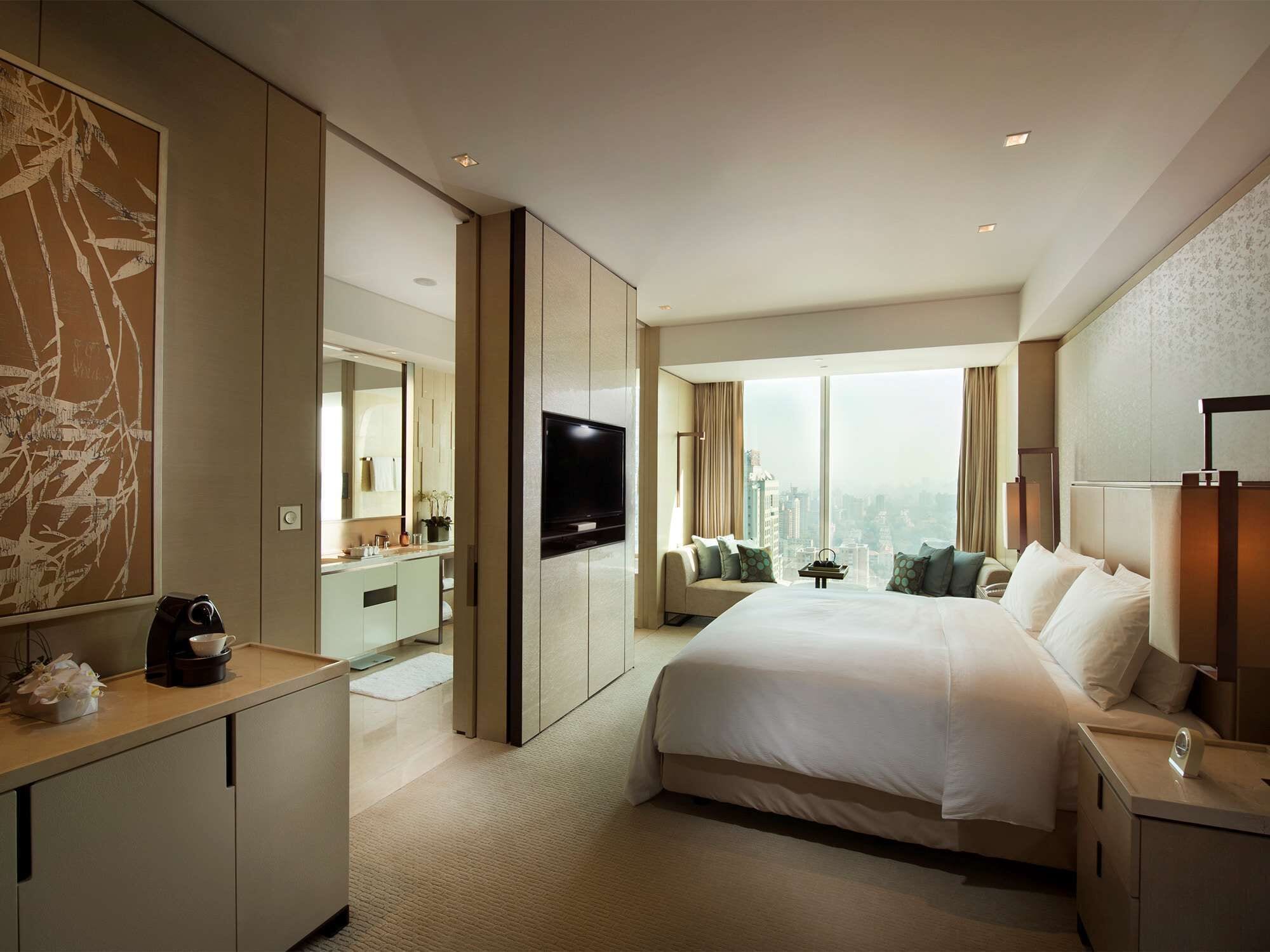 1 King Premium Room