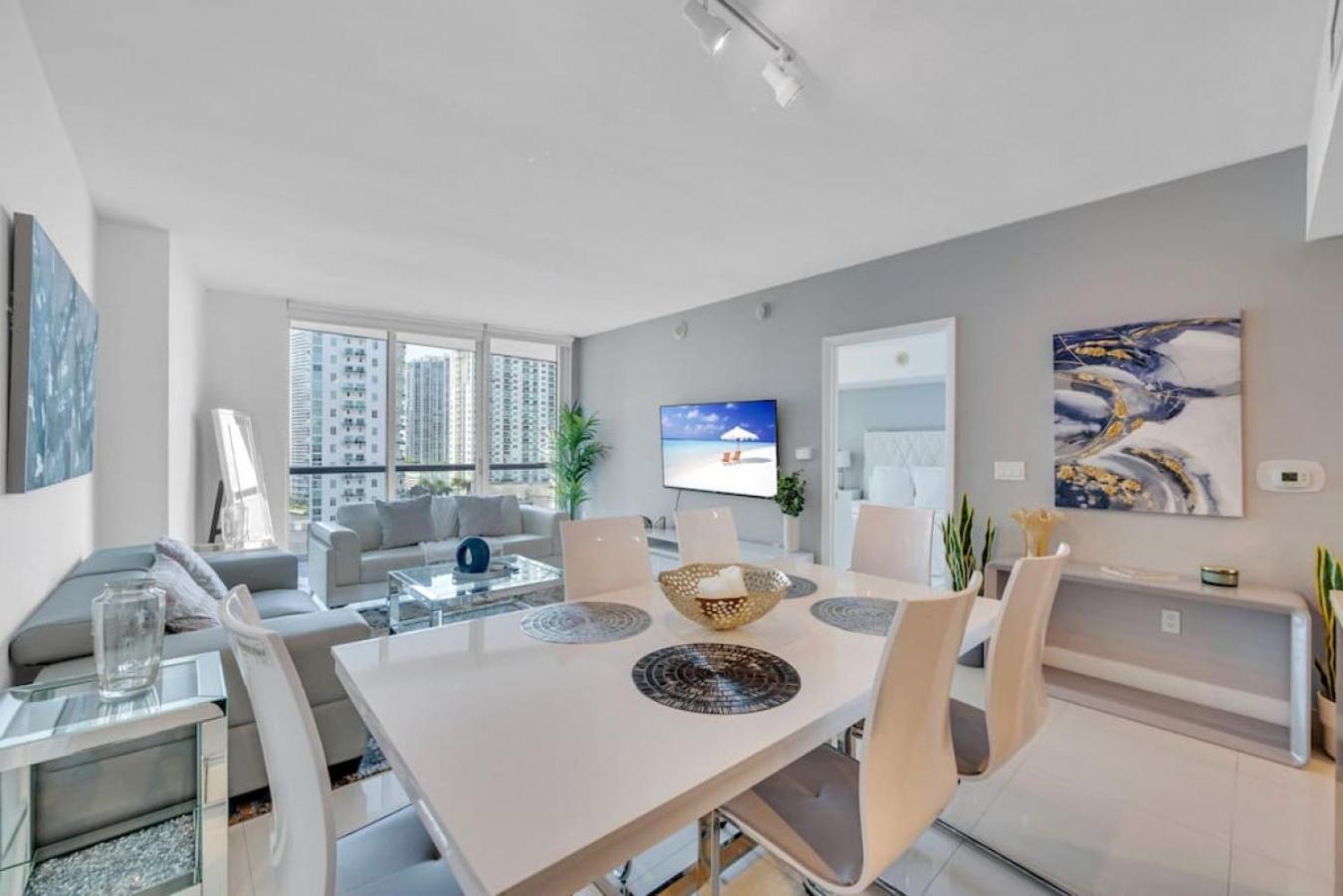 Apartment photo 3