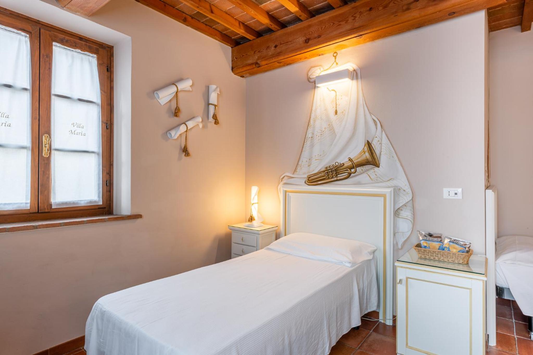 Double Room - Photo 3