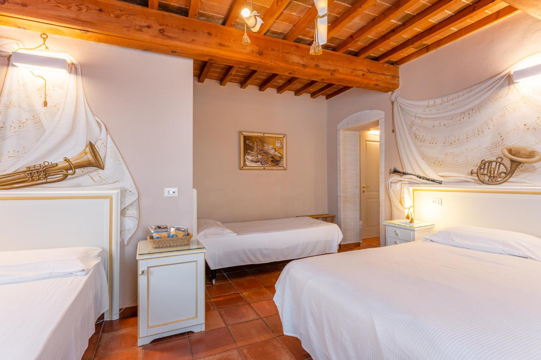 Quadruple Room photo 2