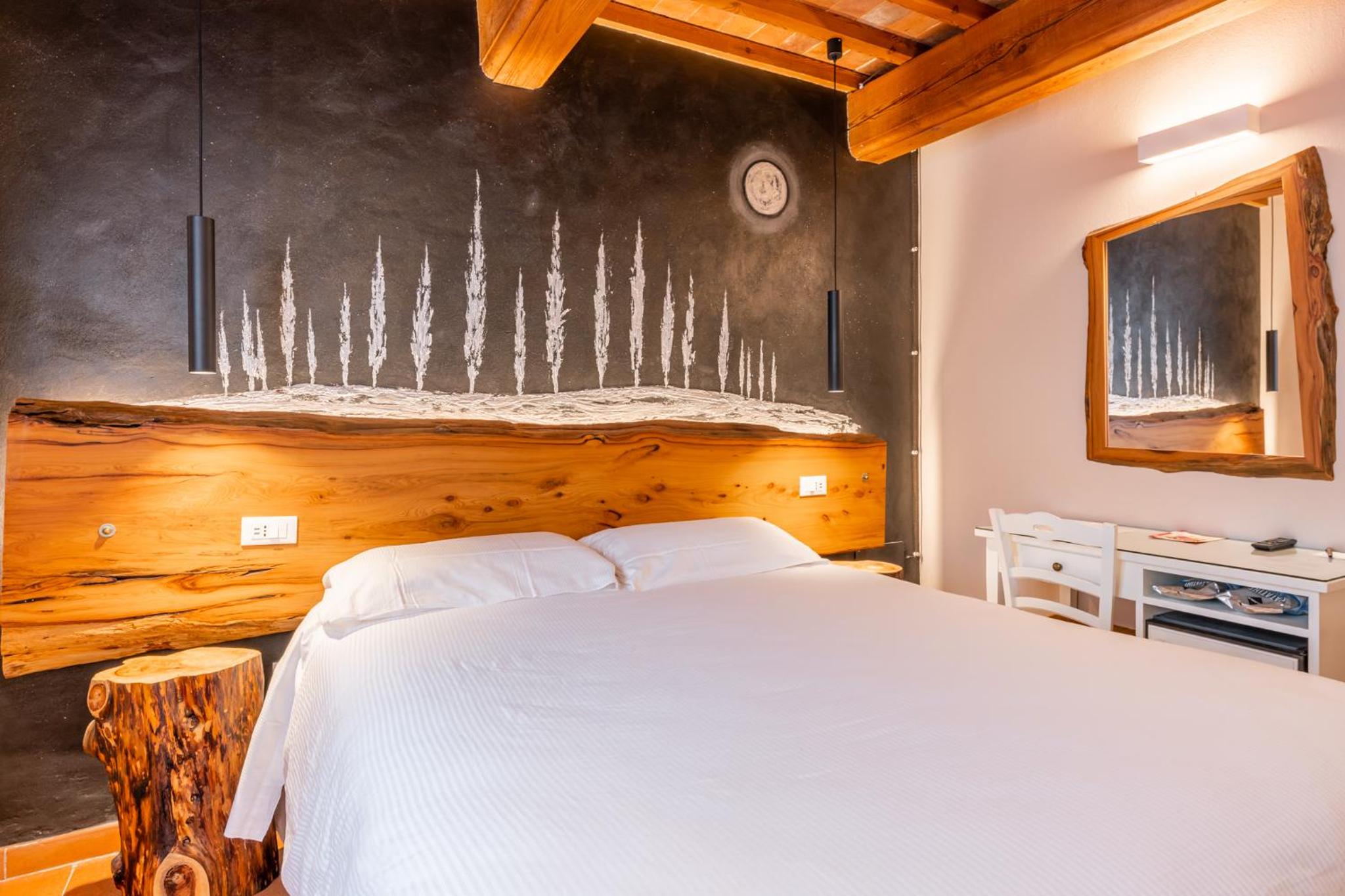 Double Room - Photo 16
