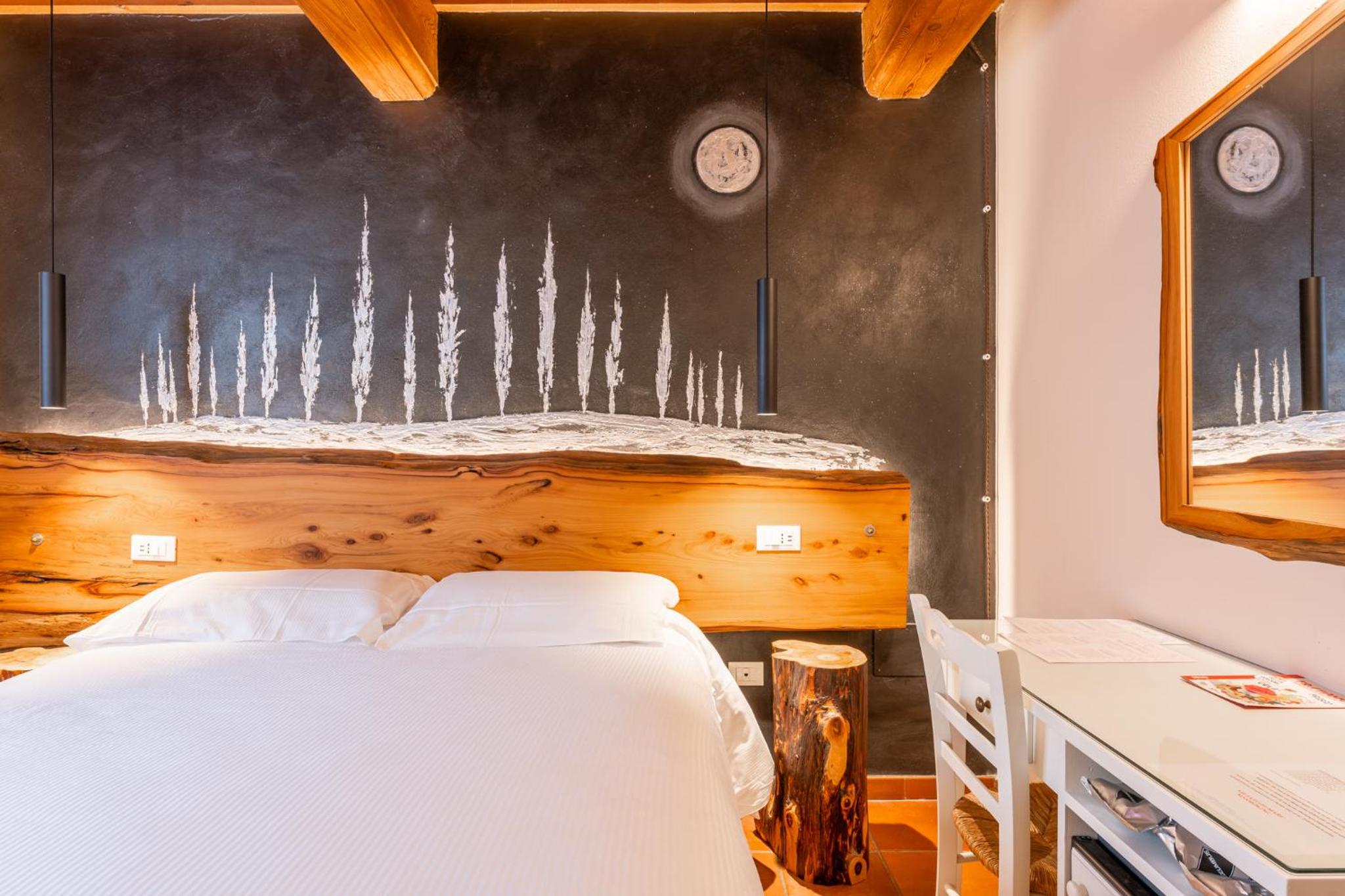 Double Room - Photo 17