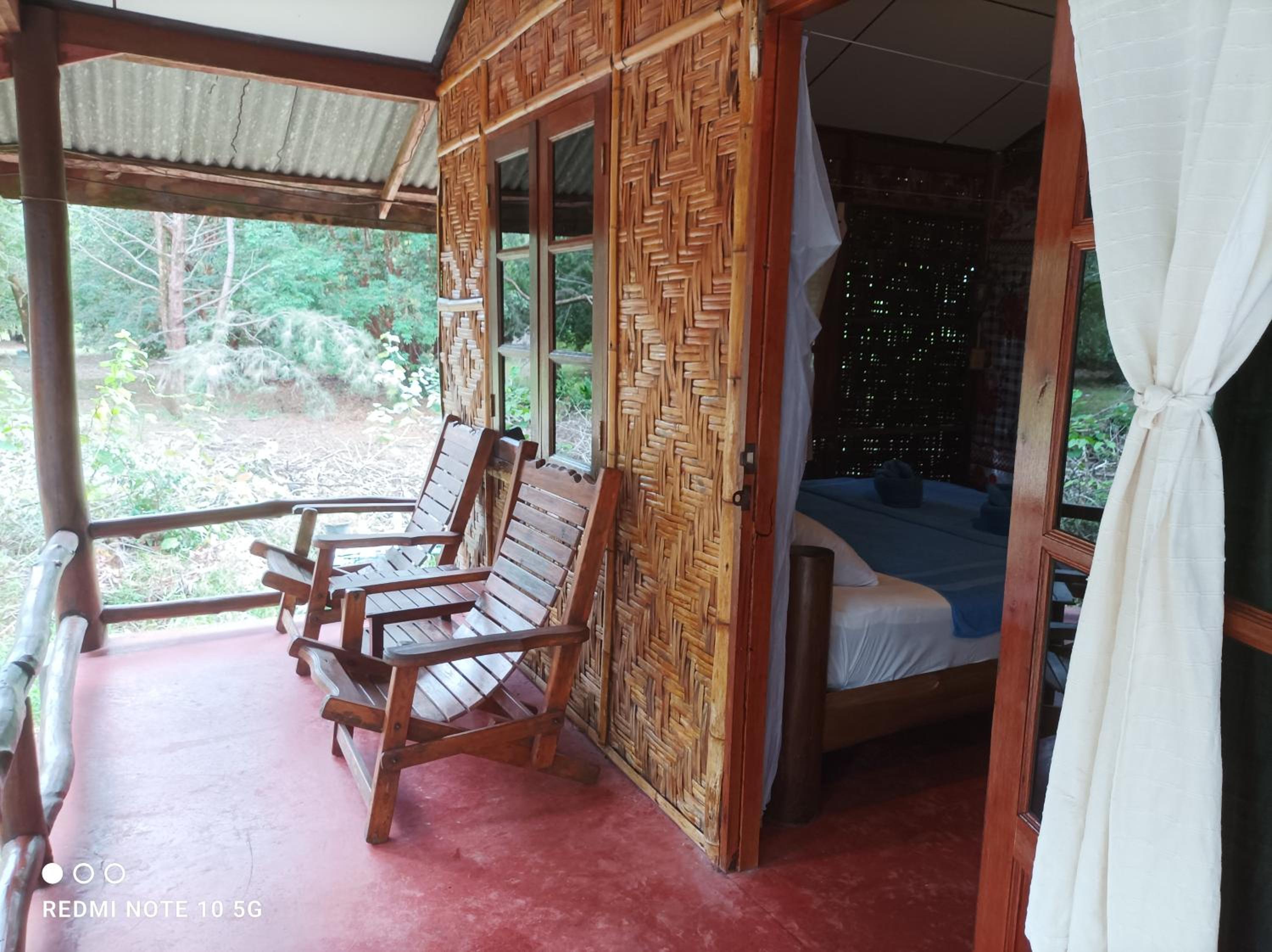 Bungalow with Sea View photo 3