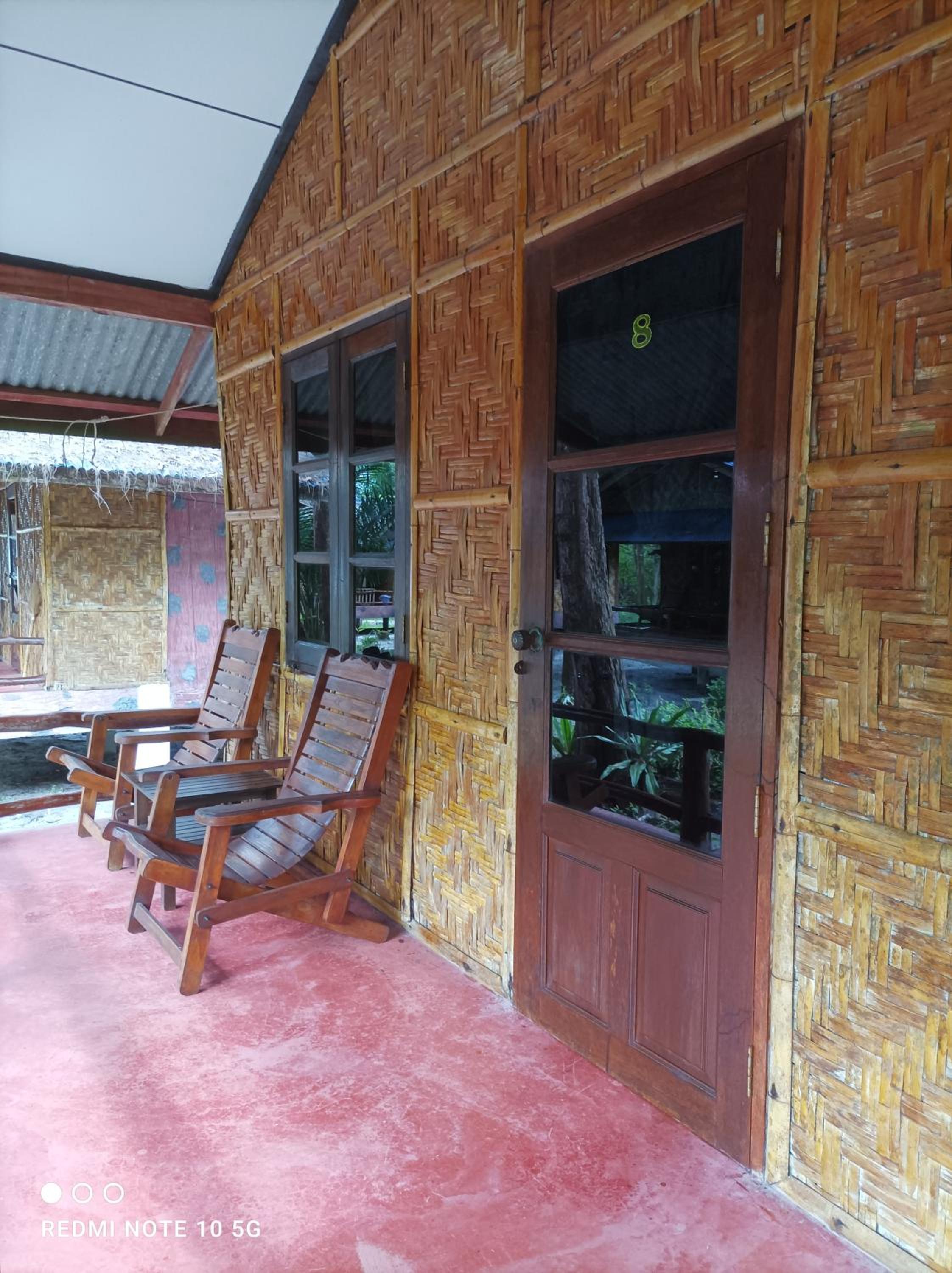 Bungalow with Garden View photo 3