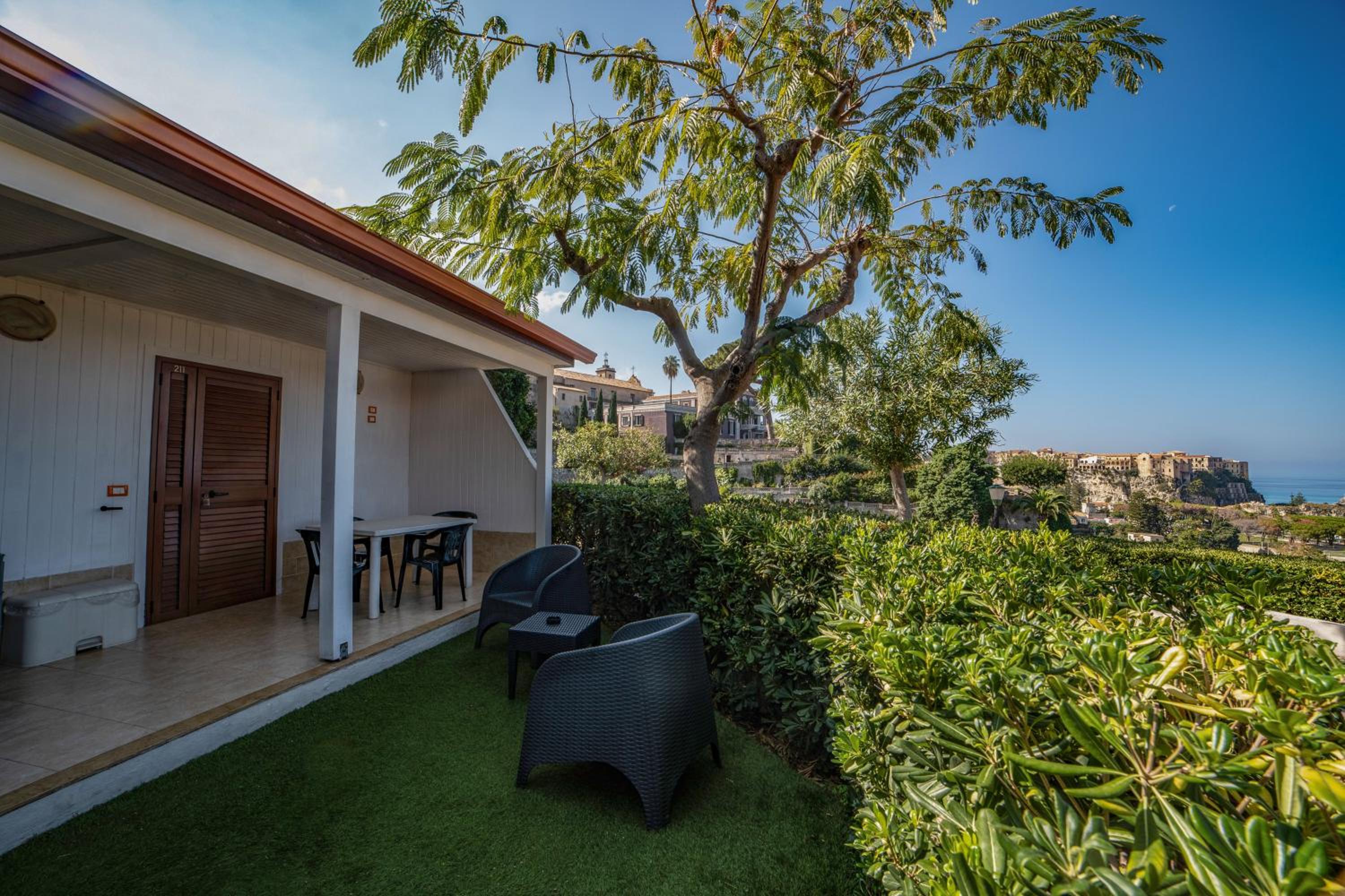 Apartment with Sea View photo 2