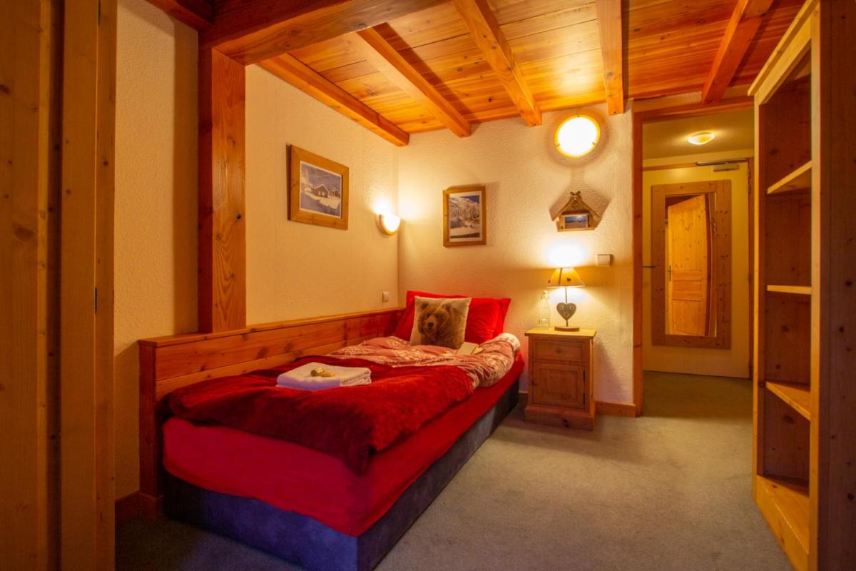 Basic Triple Room photo 2