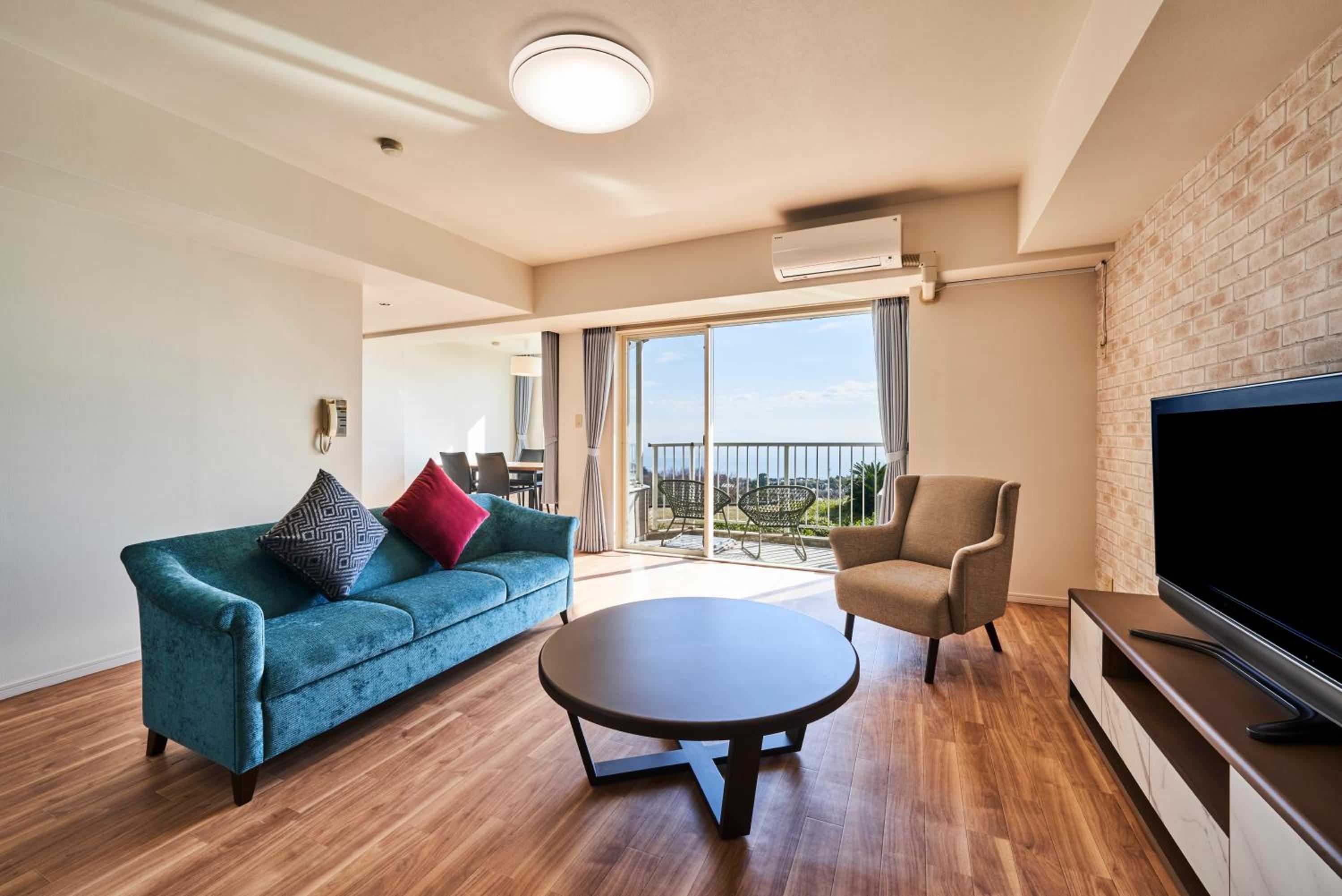 Vista Bath Suite with Ocean View  - Photo 1
