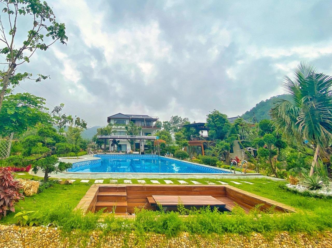Villa photo 2