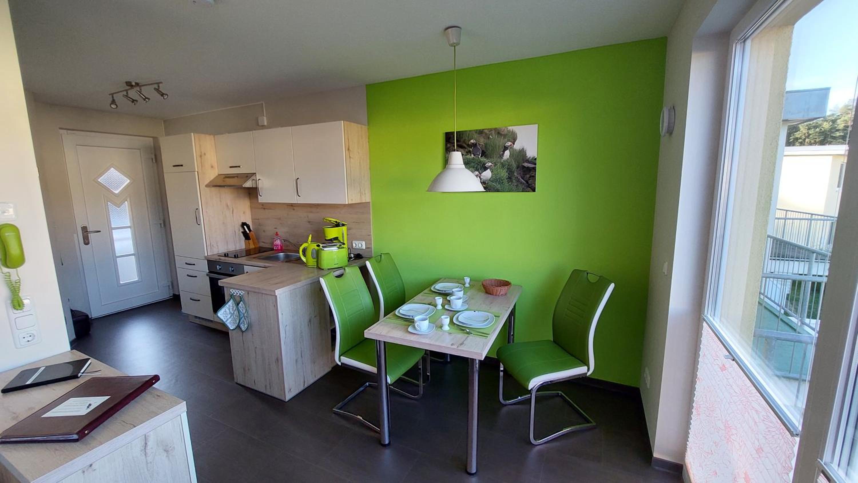 Apartment with Balcony photo 3
