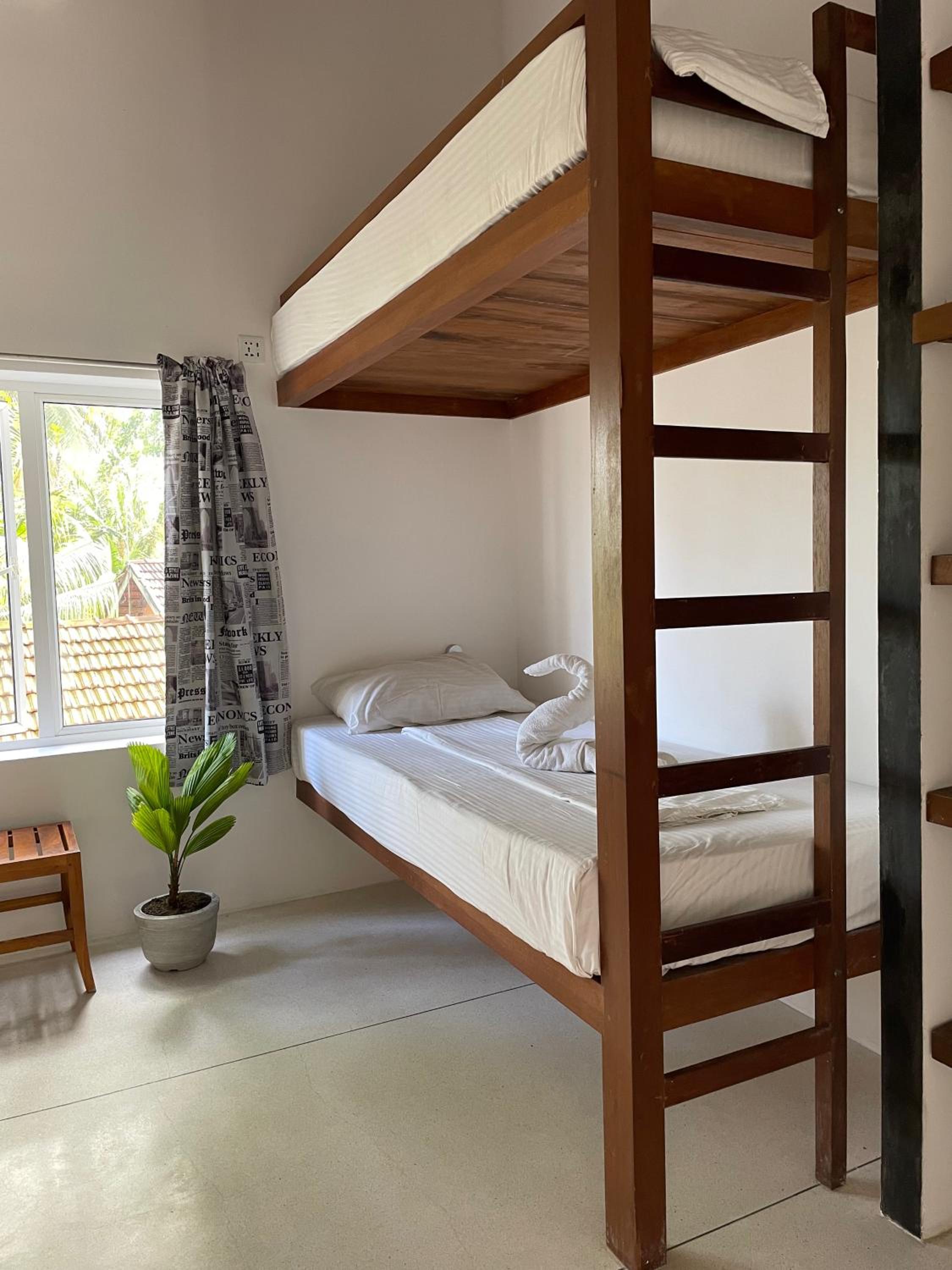 Quadruple Room with Private Bathroom photo 1