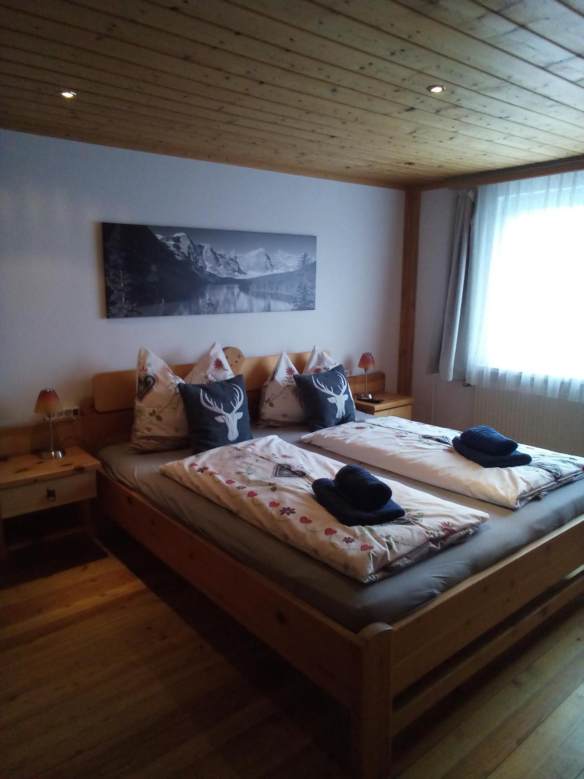 Three-Bedroom Apartment with Balcony photo 1