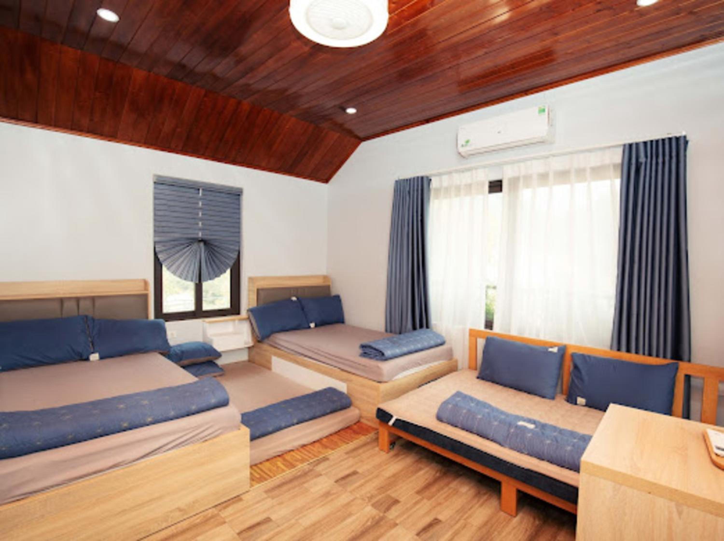 Villa photo 1