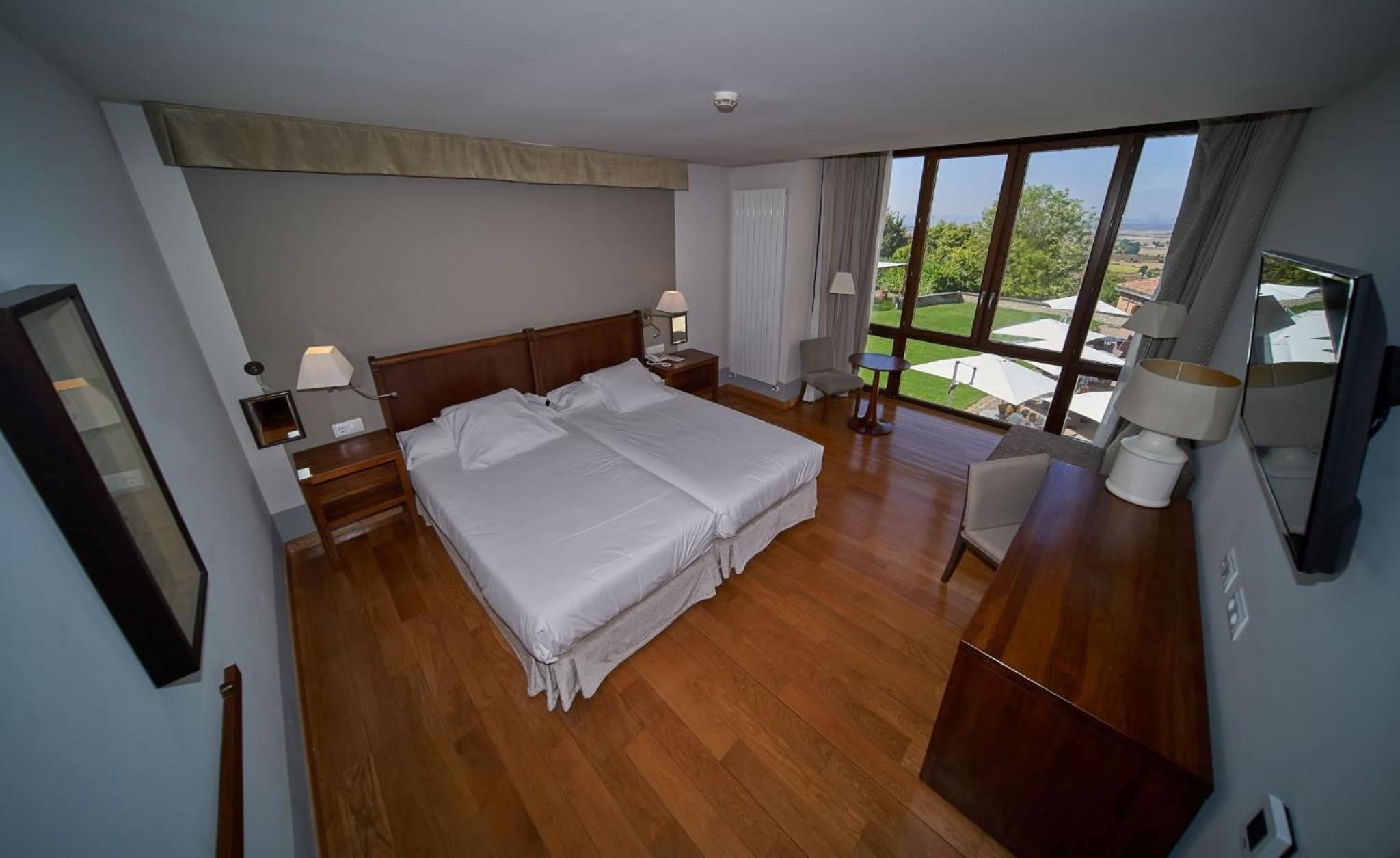Superior Room - Photo 2