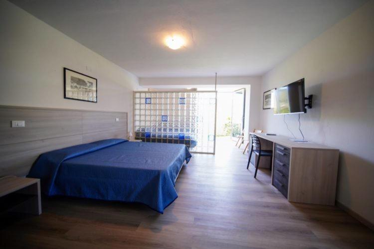 Quadruple Room with Sea View