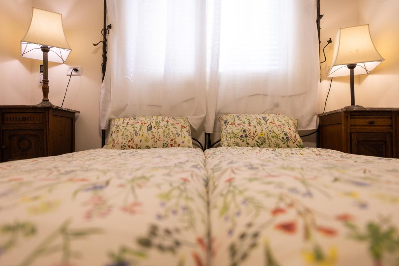 Family Room - Photo 87