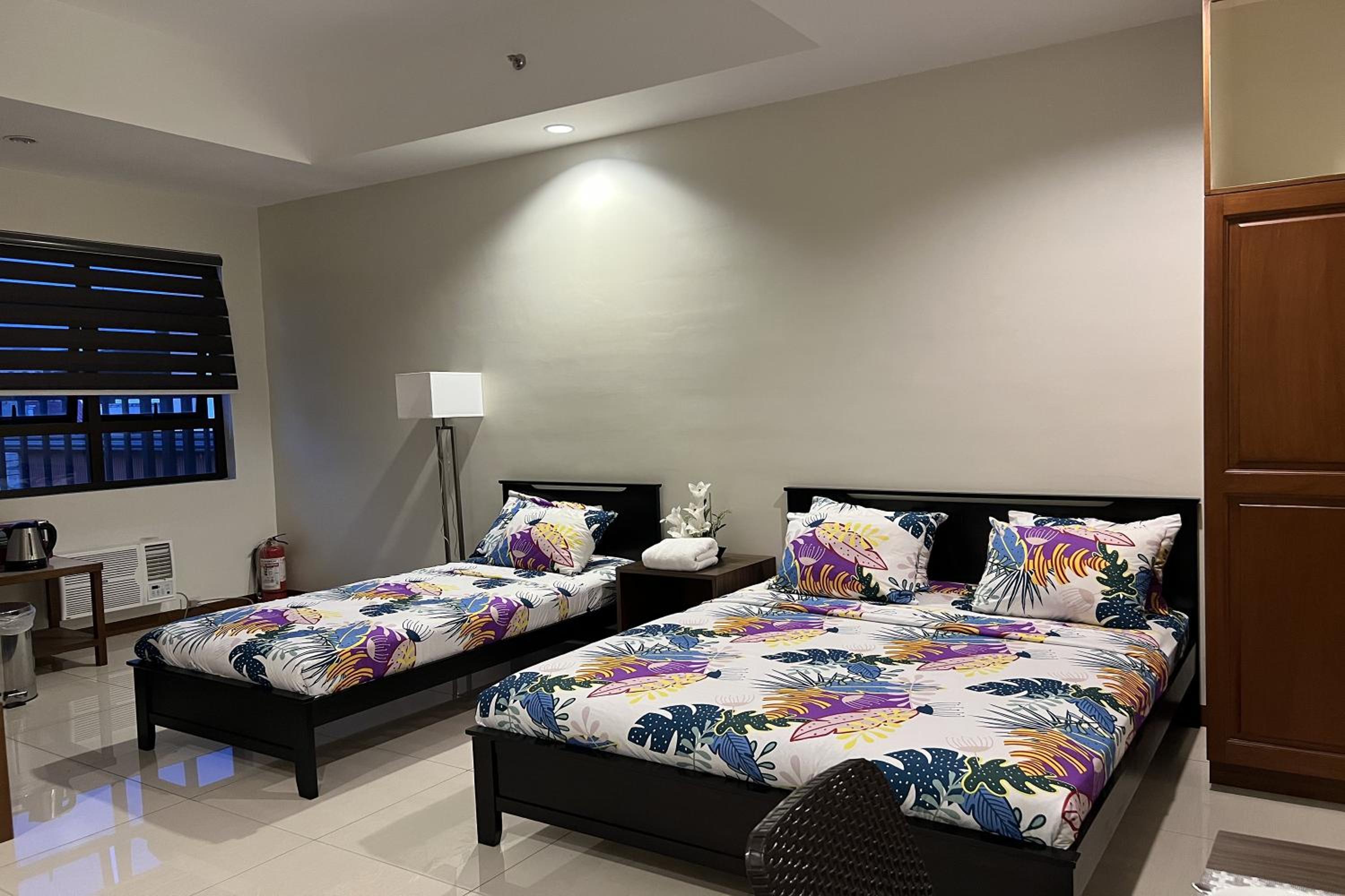 Deluxe Room - Photo 2