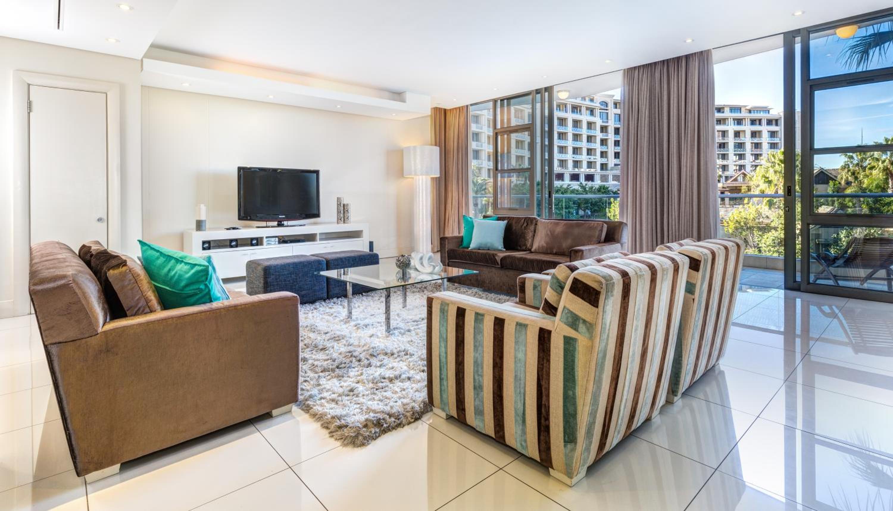 Deluxe Apartment