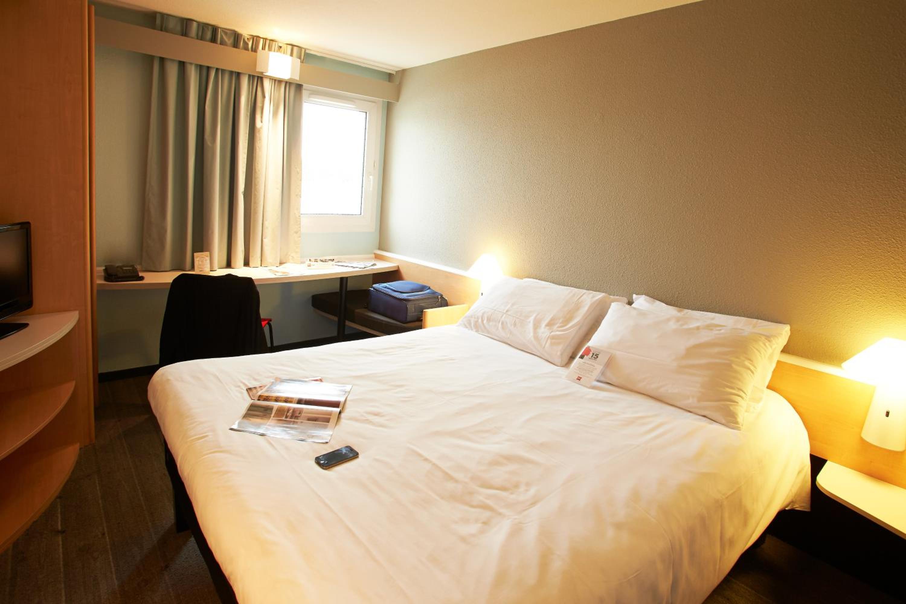 Standard Double Room - Photo 6