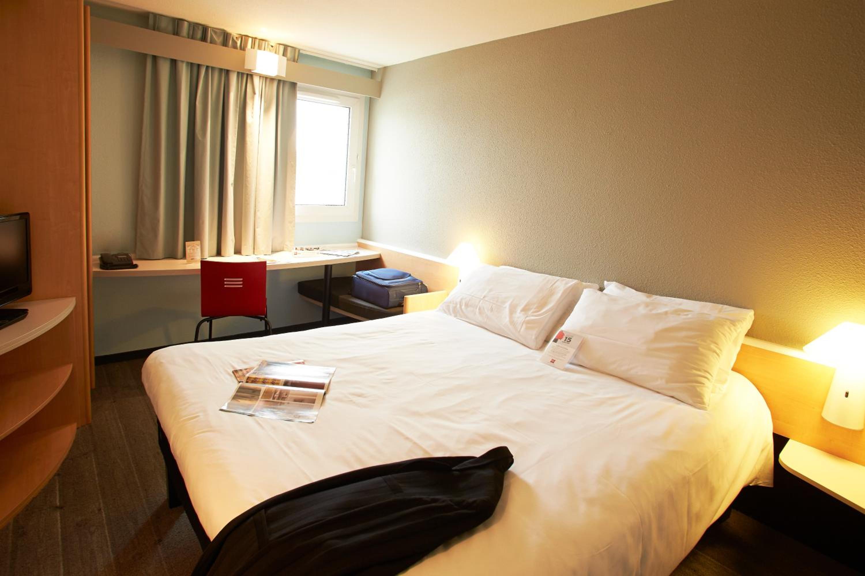 Standard Double Room - Photo 3