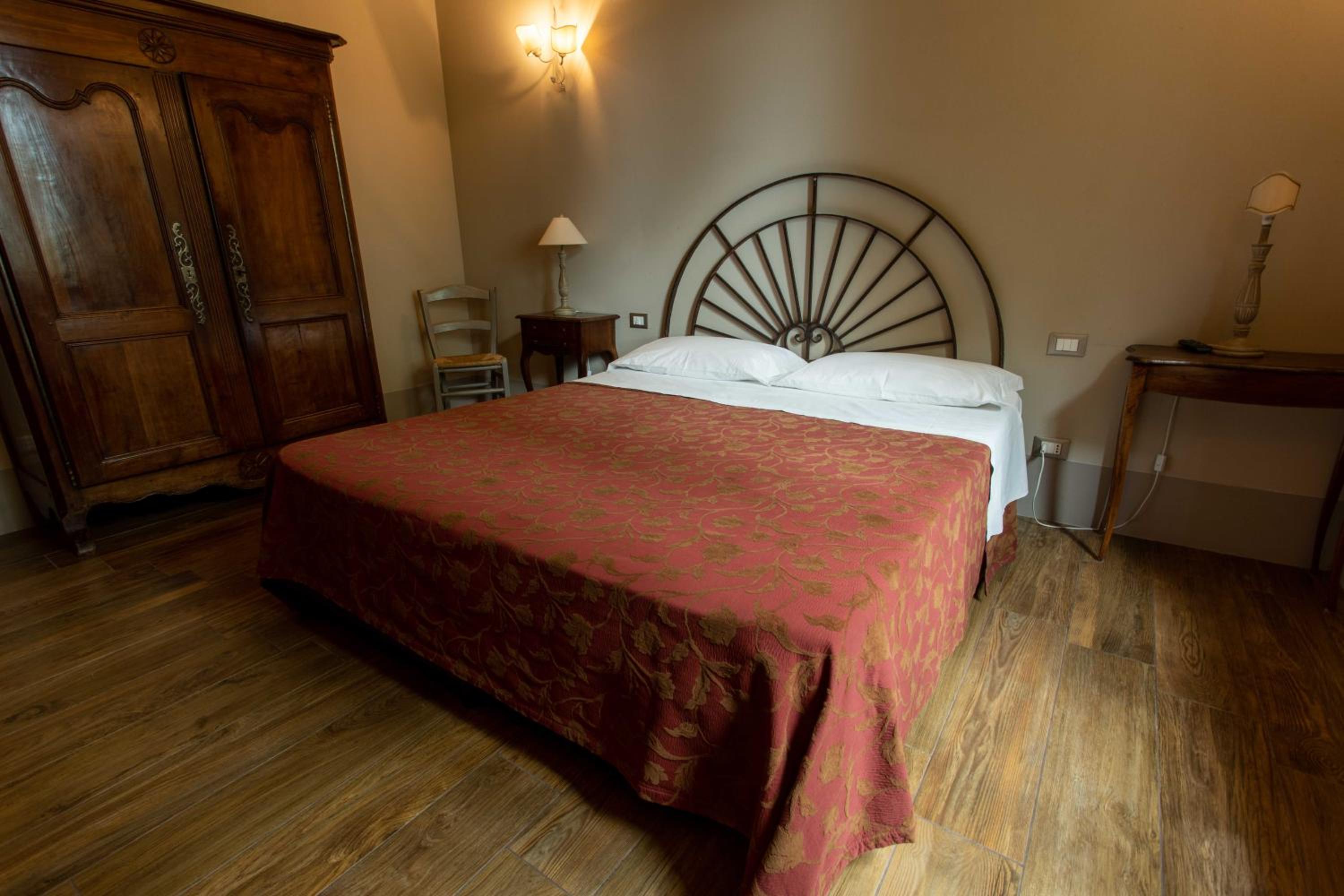 Deluxe Double or Twin Room with Garden View - Photo 3