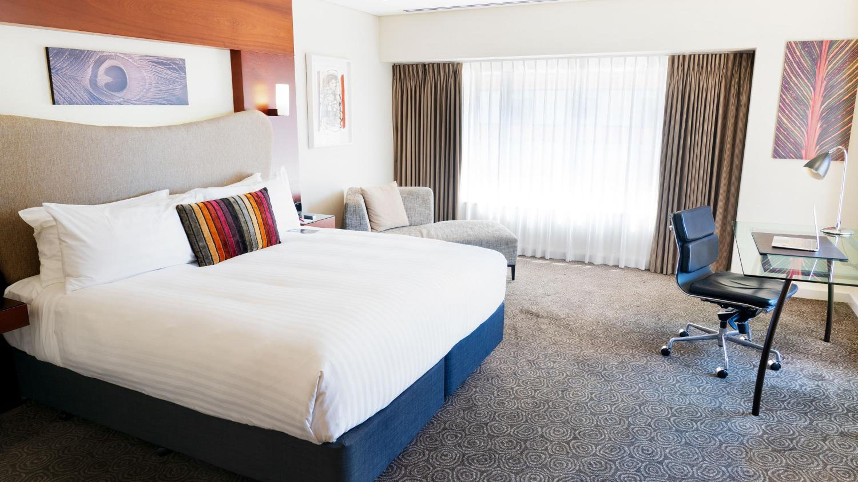 Premium King Room - Photo 1