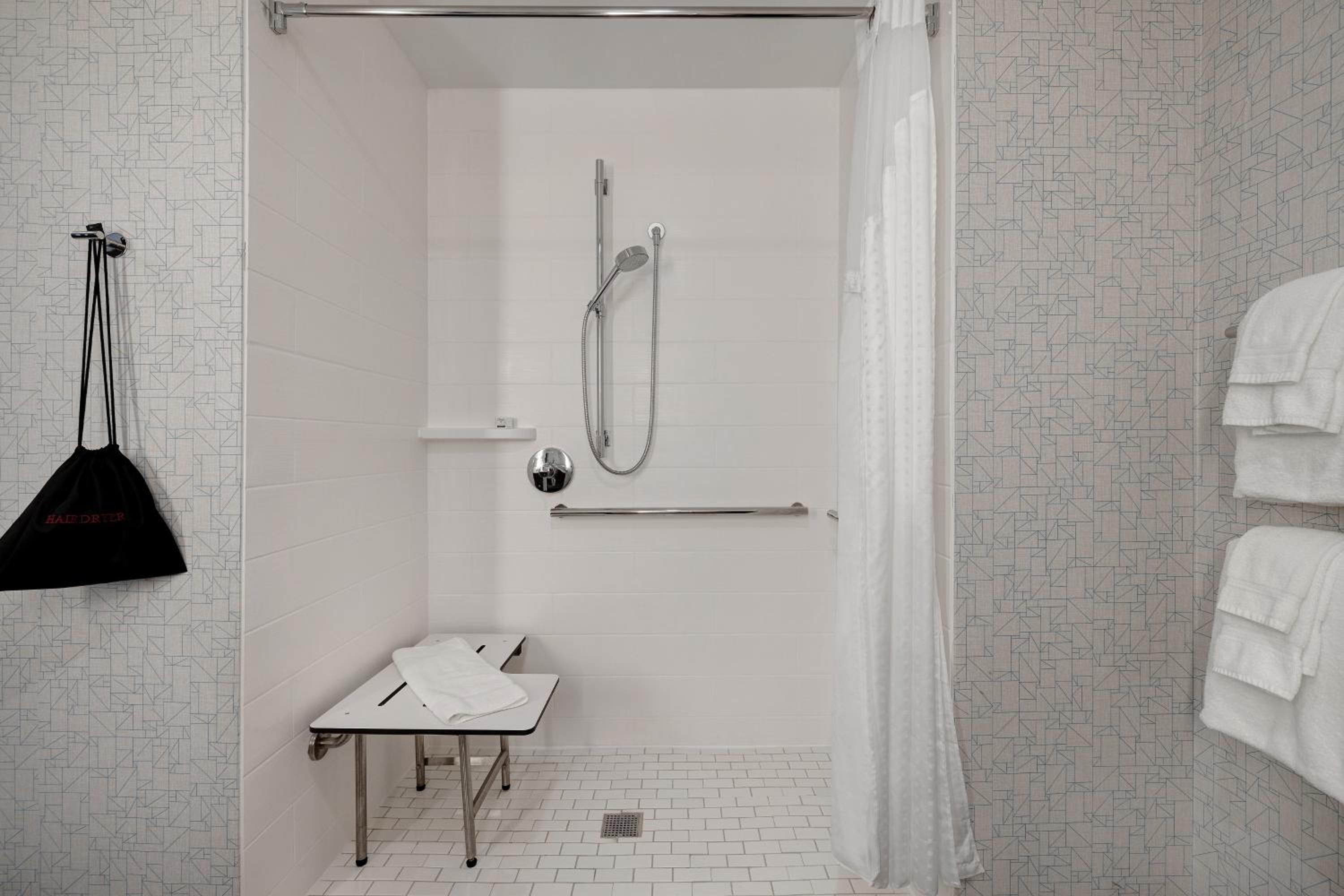 Standard King Room with Roll-in Shower - Mobility Accessible