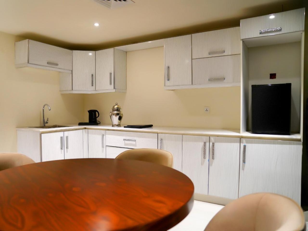 Two-Bedroom Apartment - Photo 13