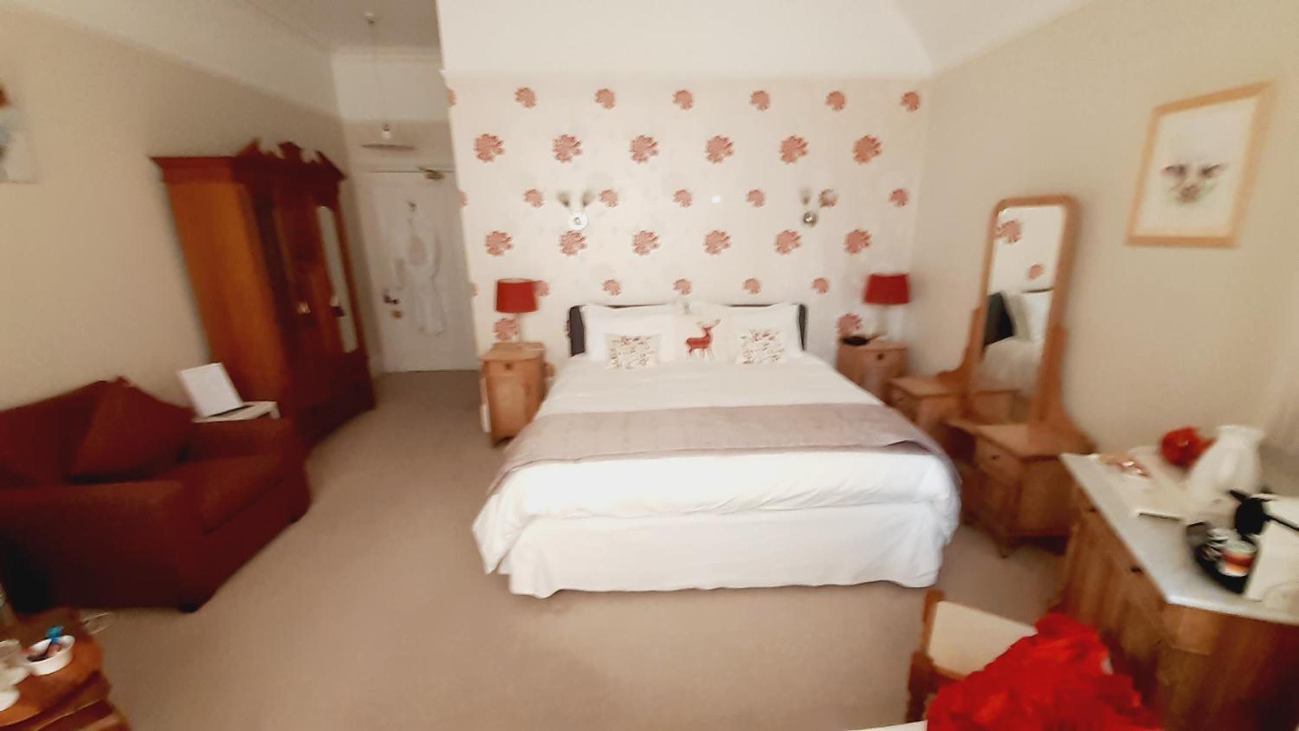 Double or Twin Room with Private Bathroom