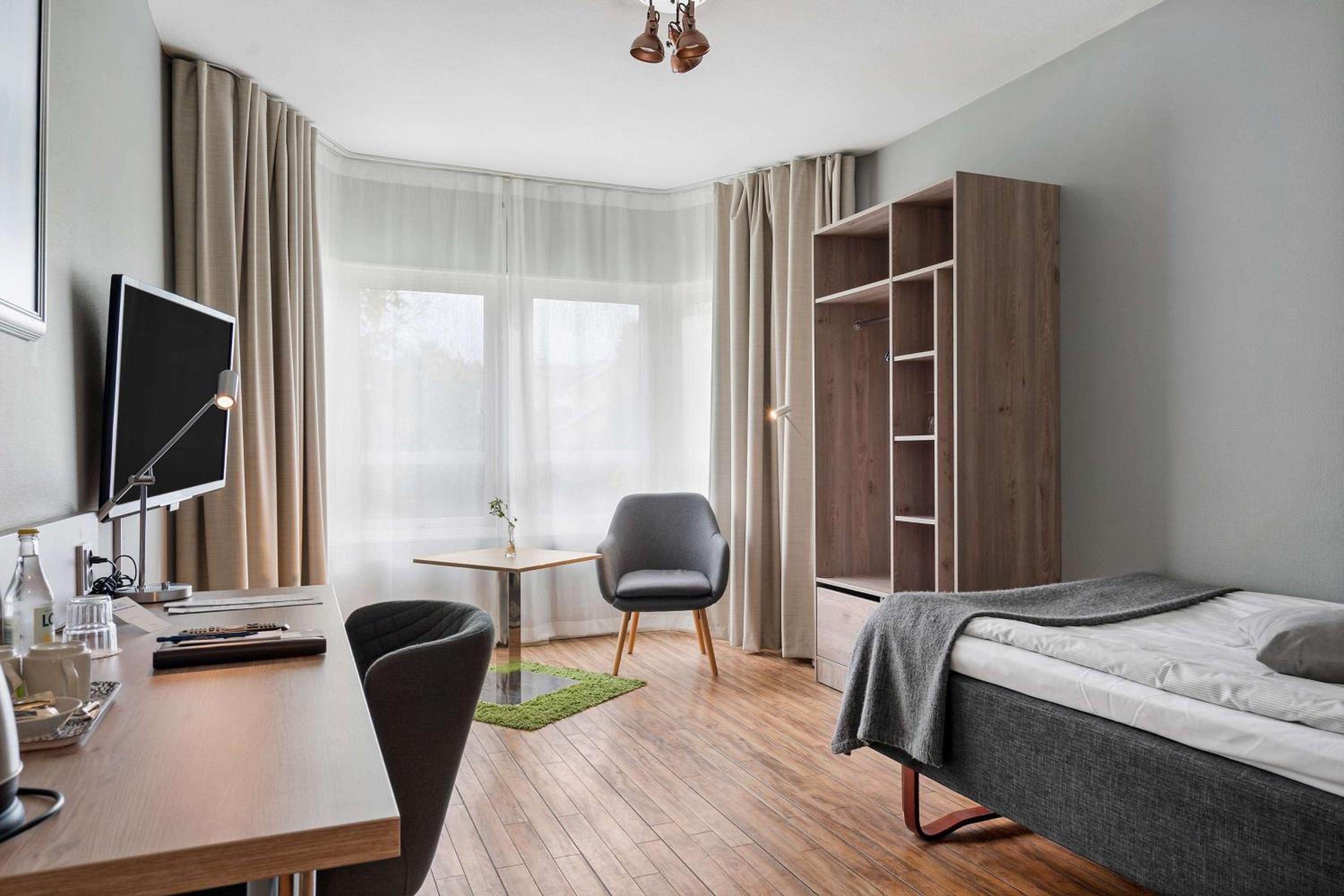 Standard Single Room - Non-Smoking photo 1