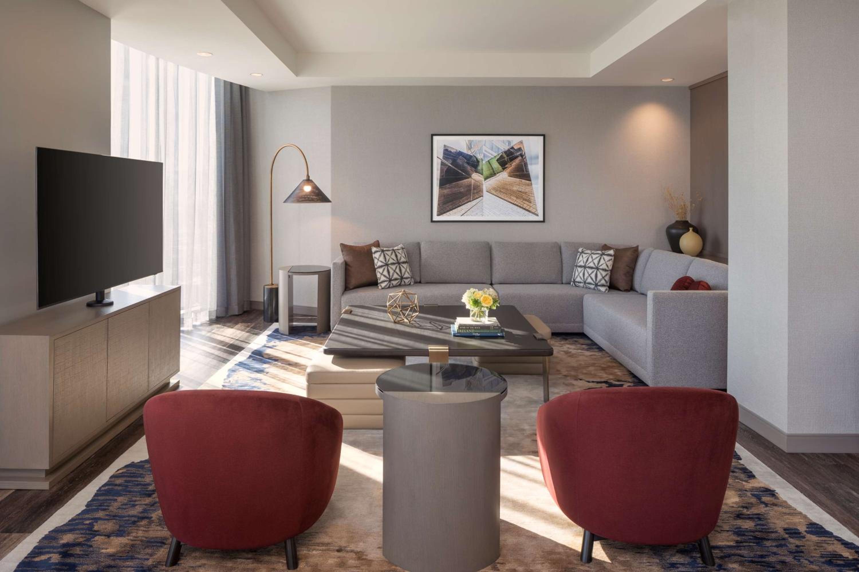 Summit Suite