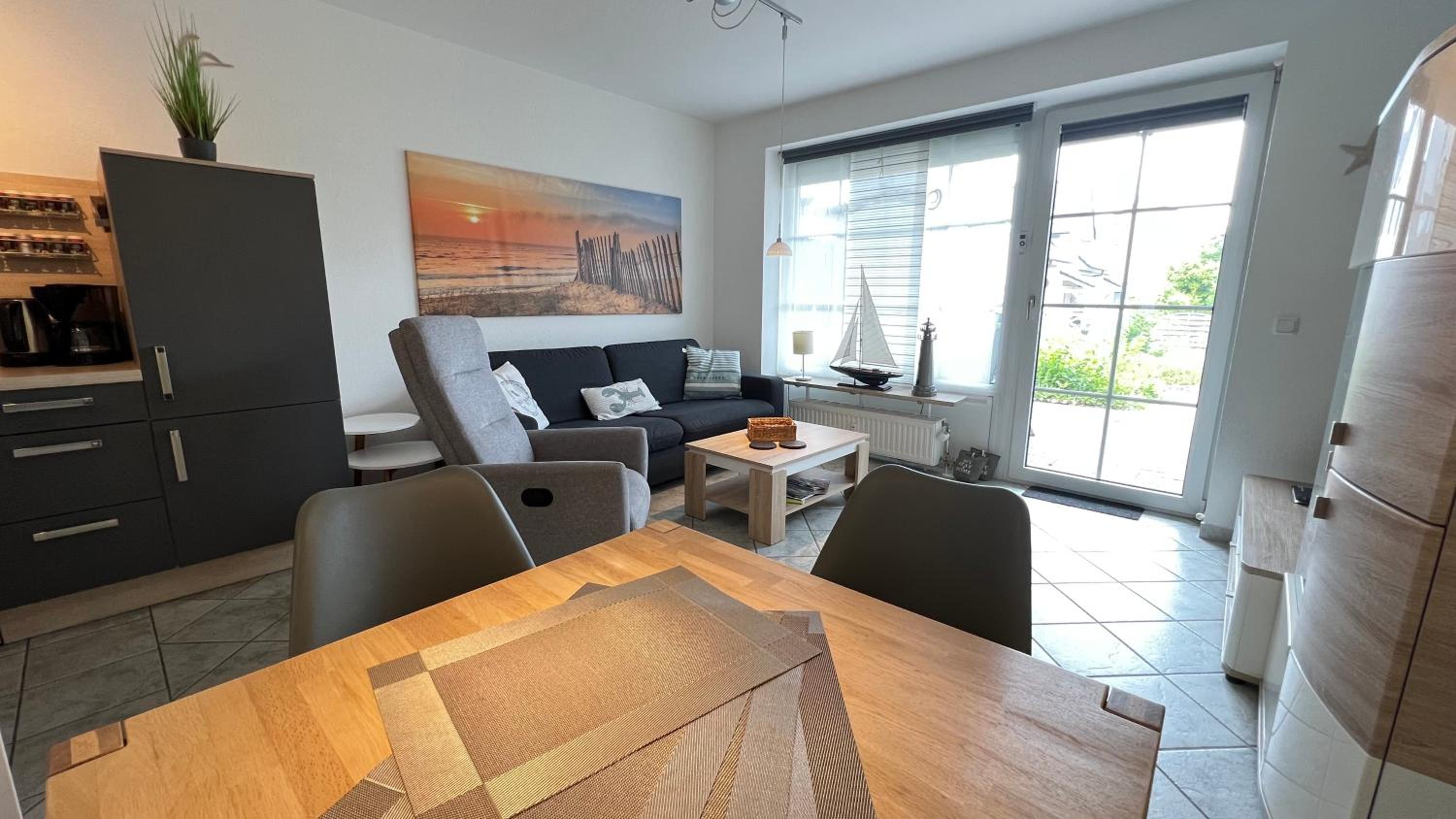 Apartment with Terrace photo 1