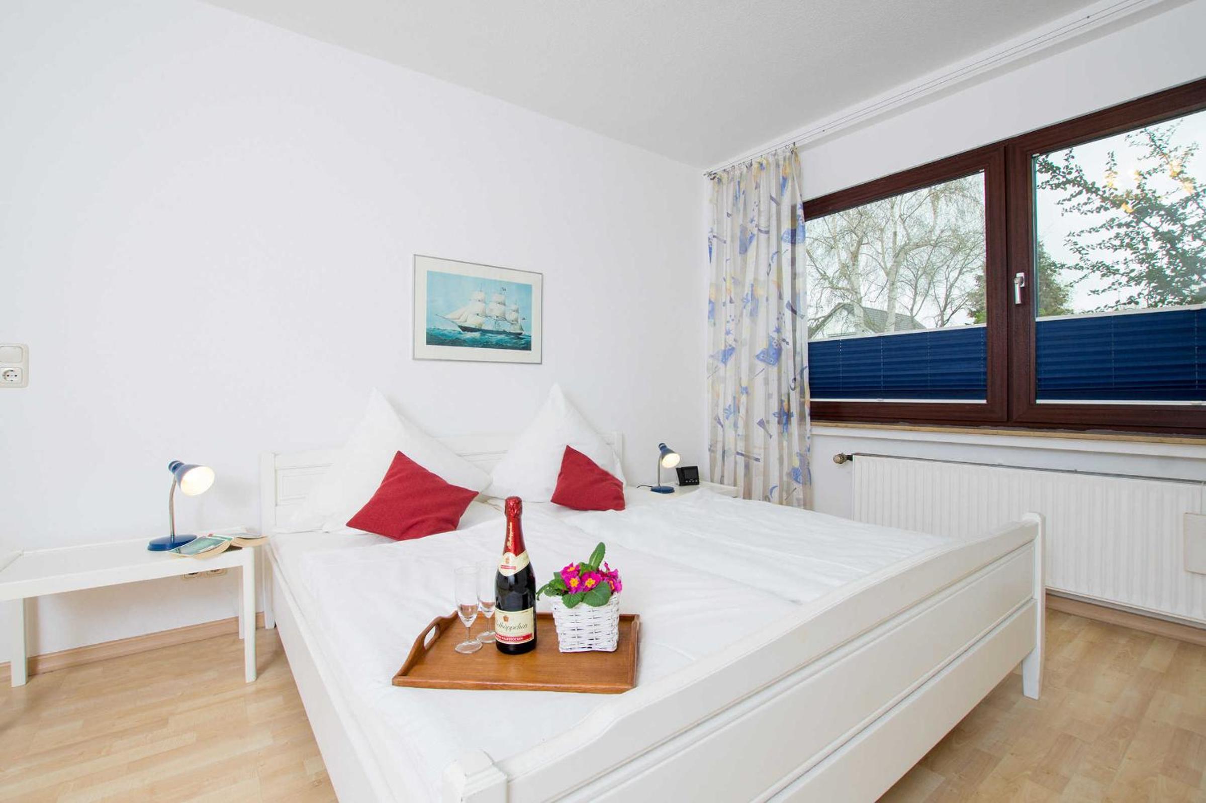 Apartment with Terrace photo 3