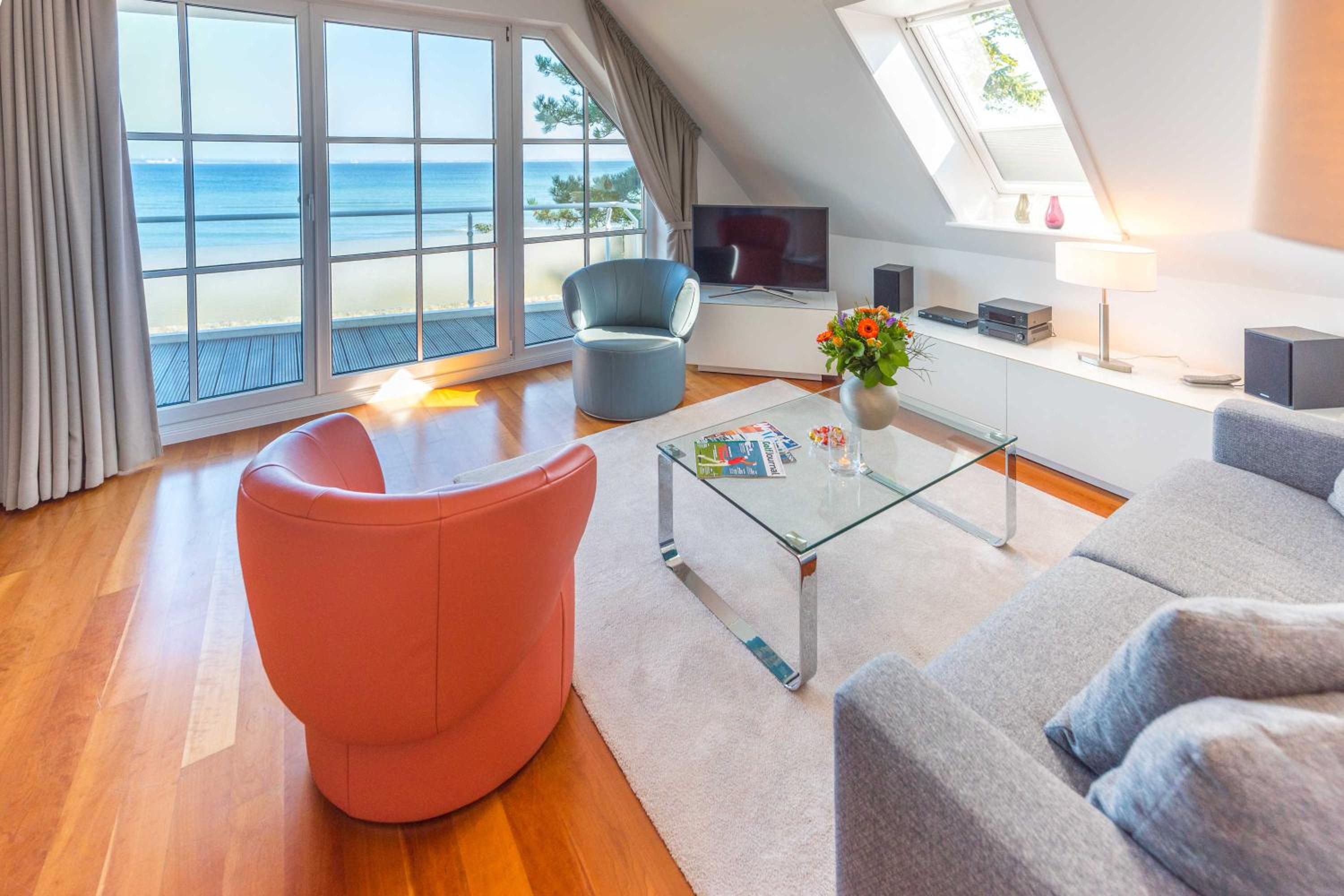 Apartment With Sea View photo 3