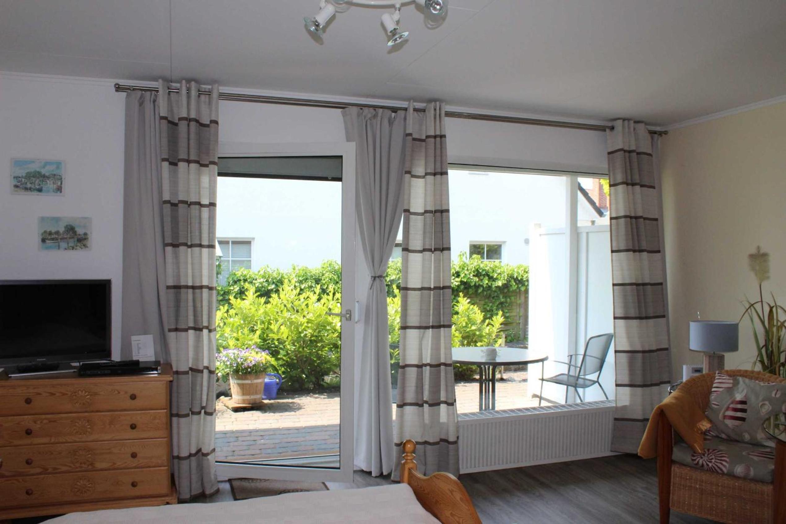 Apartment with Terrace photo 1